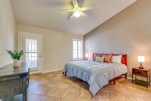 Alquiler Vacacional - Backyard Luxury with Private Pool and Hot Tub on Golf Course