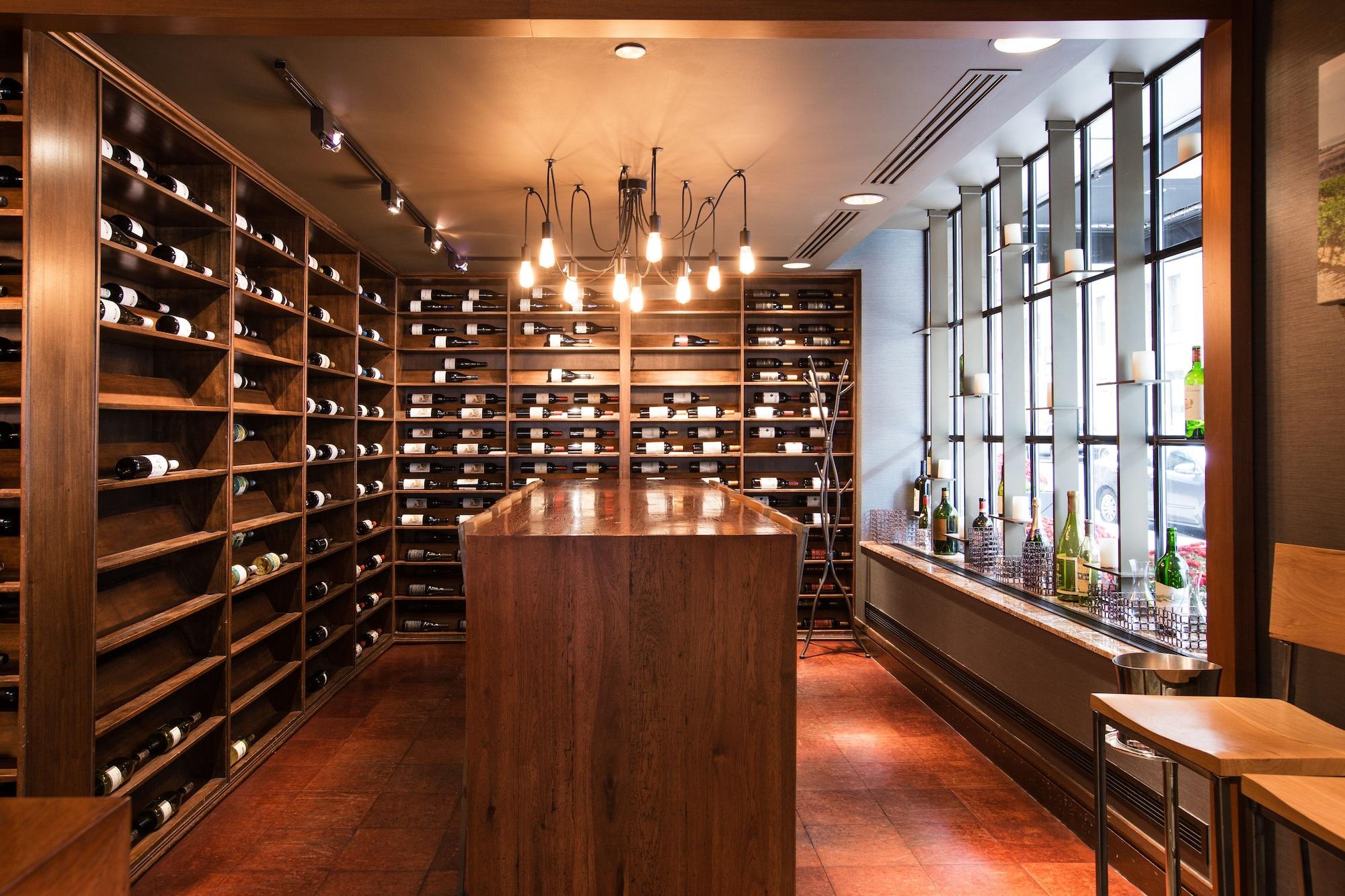 Restaurant InterContinental Chicago Magnificent Mile by IHG