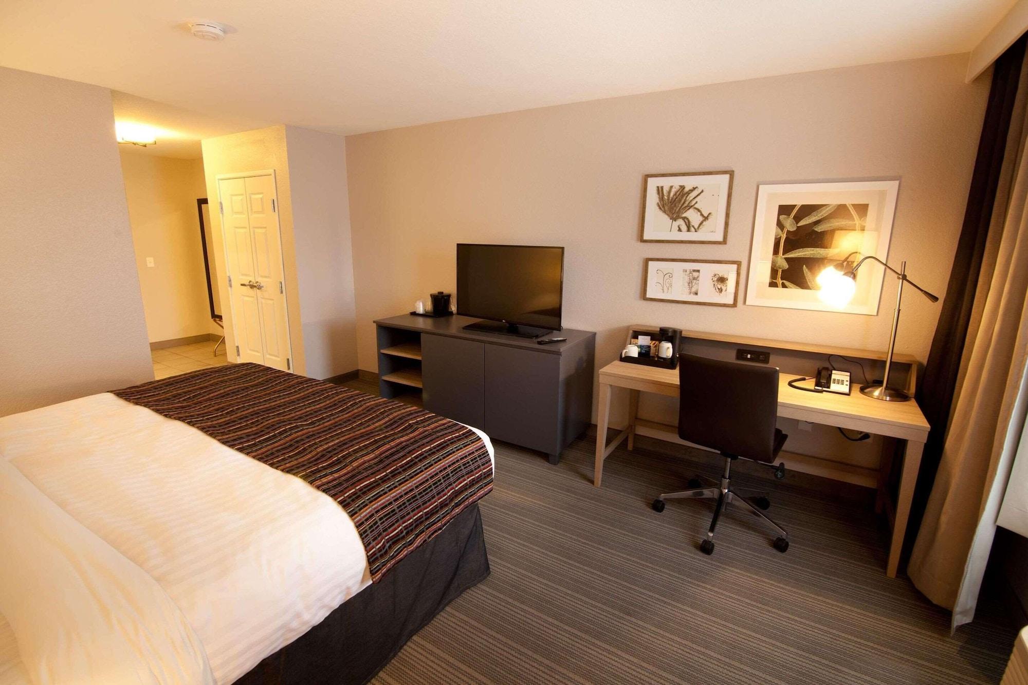 Habitación Country Inn & Suites by Radisson, Decorah, IA