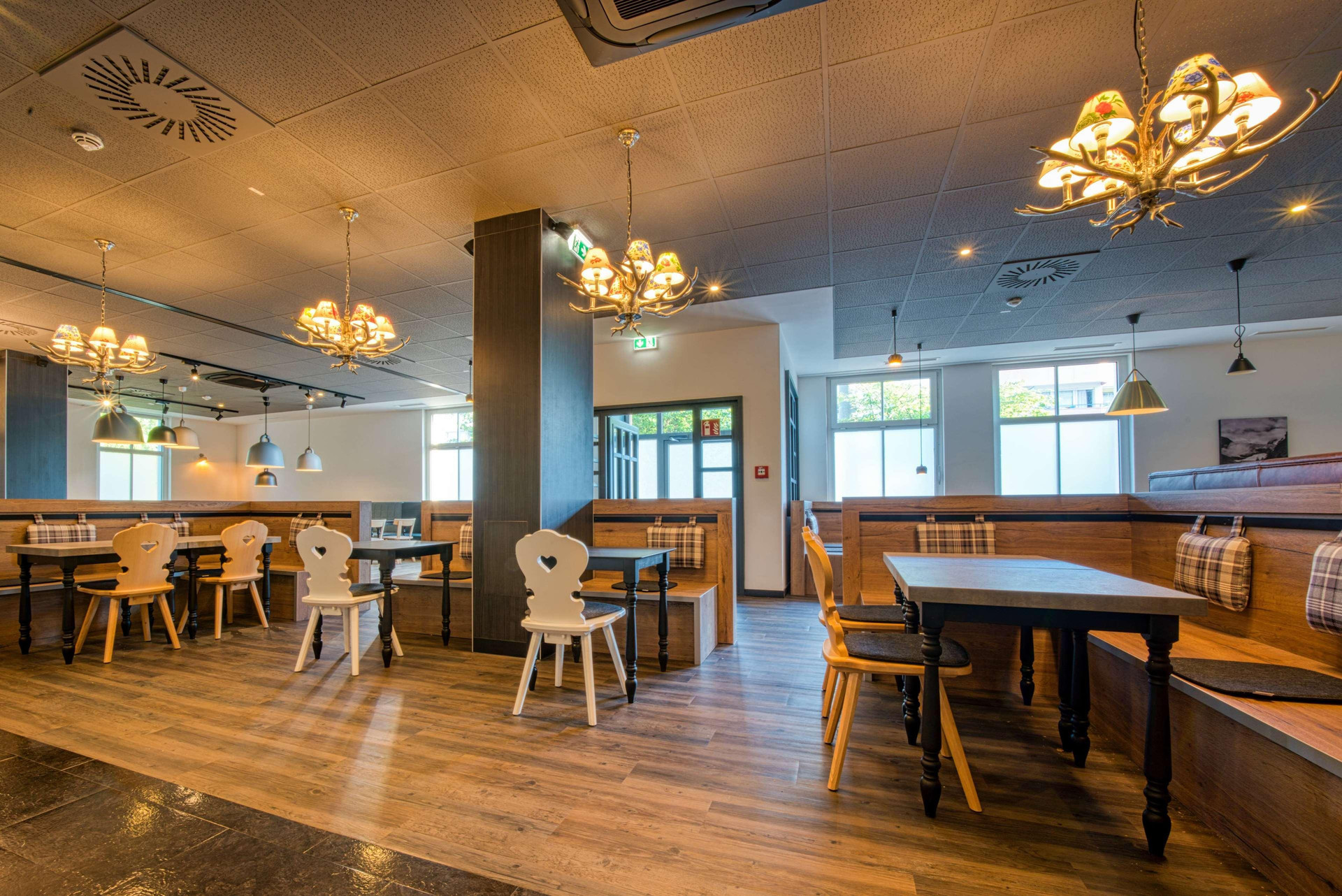 Restaurant FourSide Hotel Salzburg, Trademark Collection by Wyndham