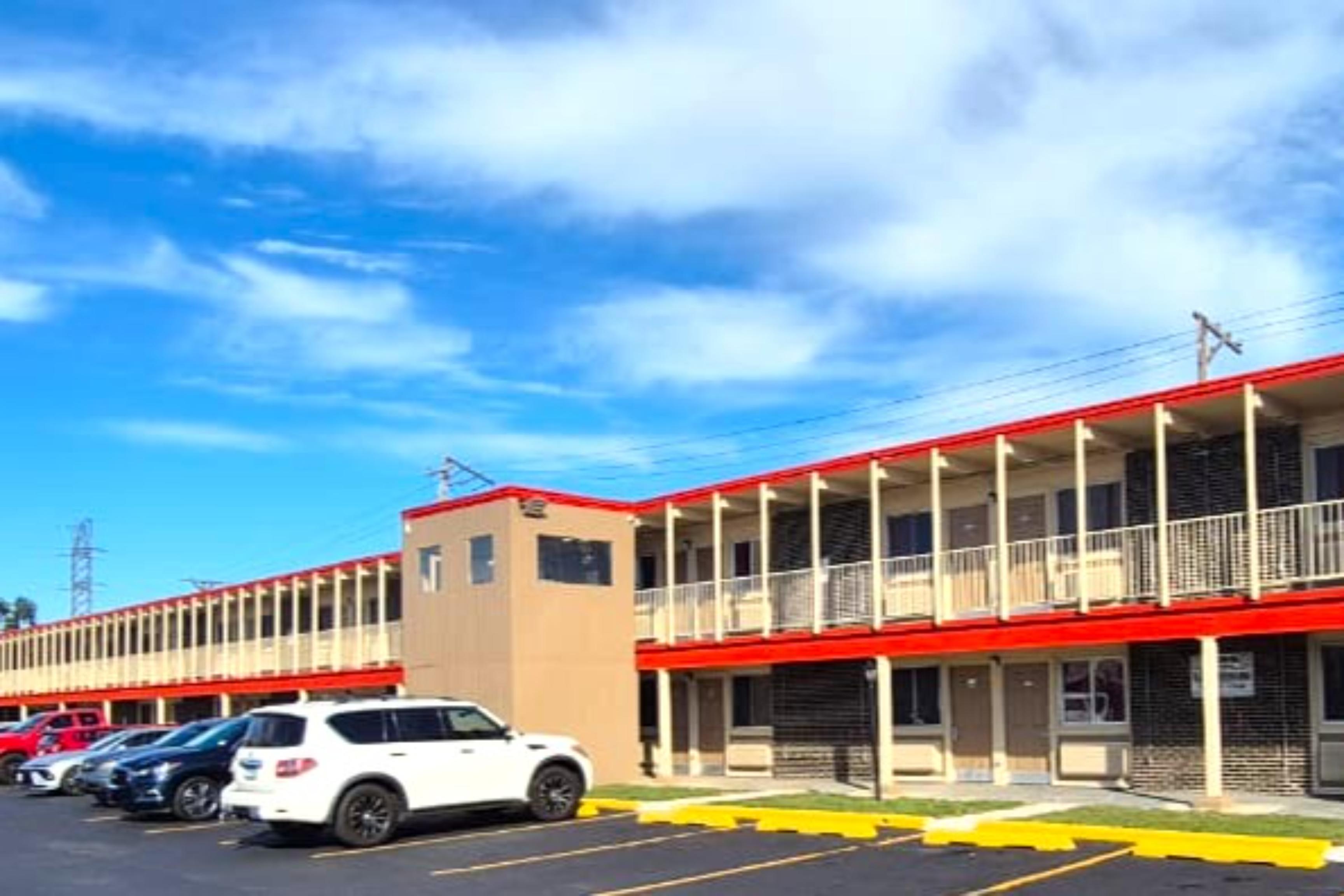 Varios Saratoga Motel By Capital O Near Midway Airport Chicago IL