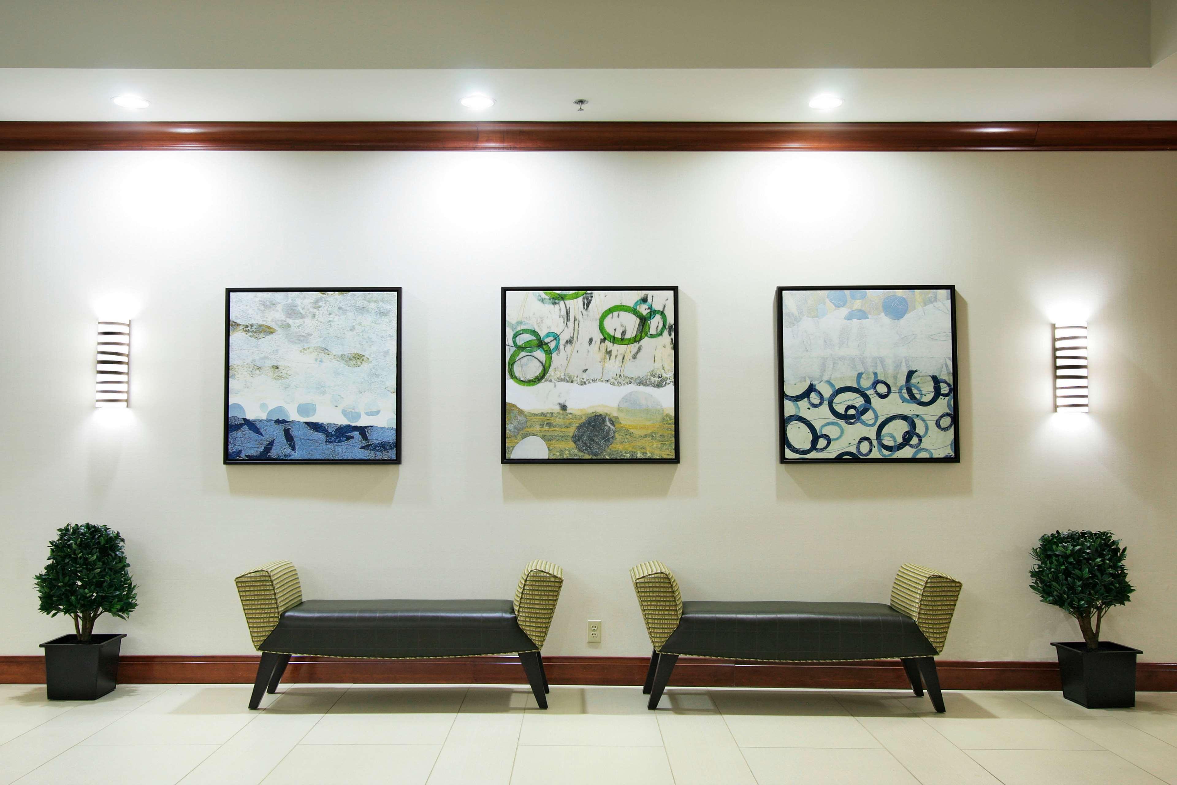 Vista Lobby DoubleTree by Hilton Spokane City Center