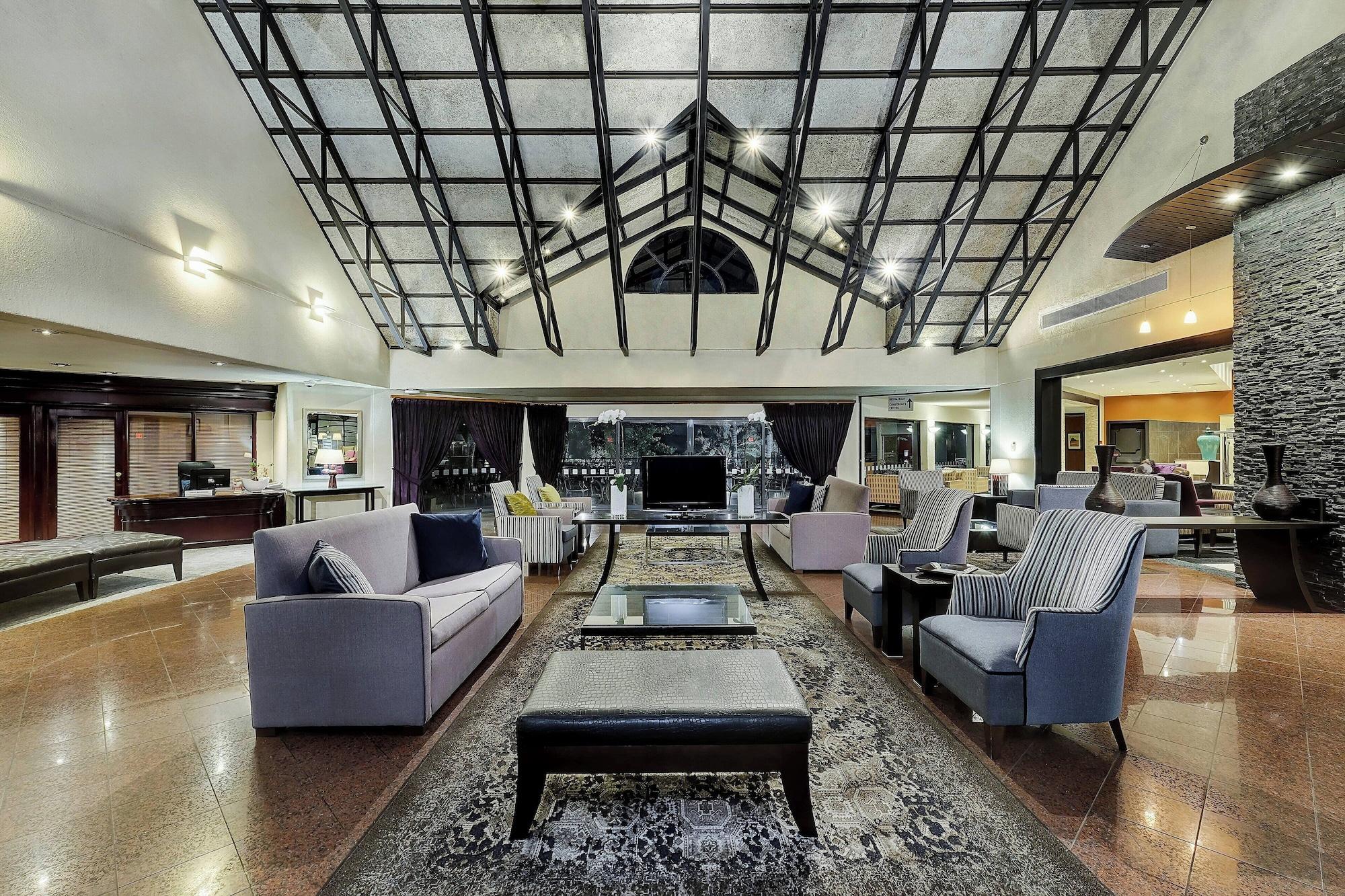 Vista Lobby Protea Hotel by Marriott Midrand