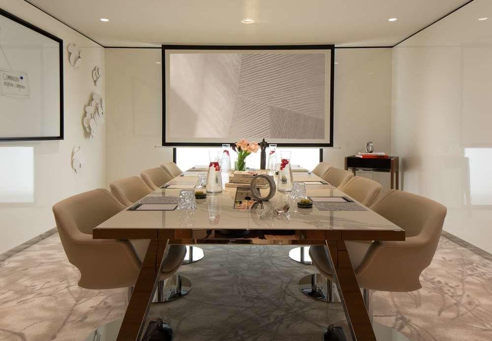 Hotel Renaissance Paris Republique Hotel