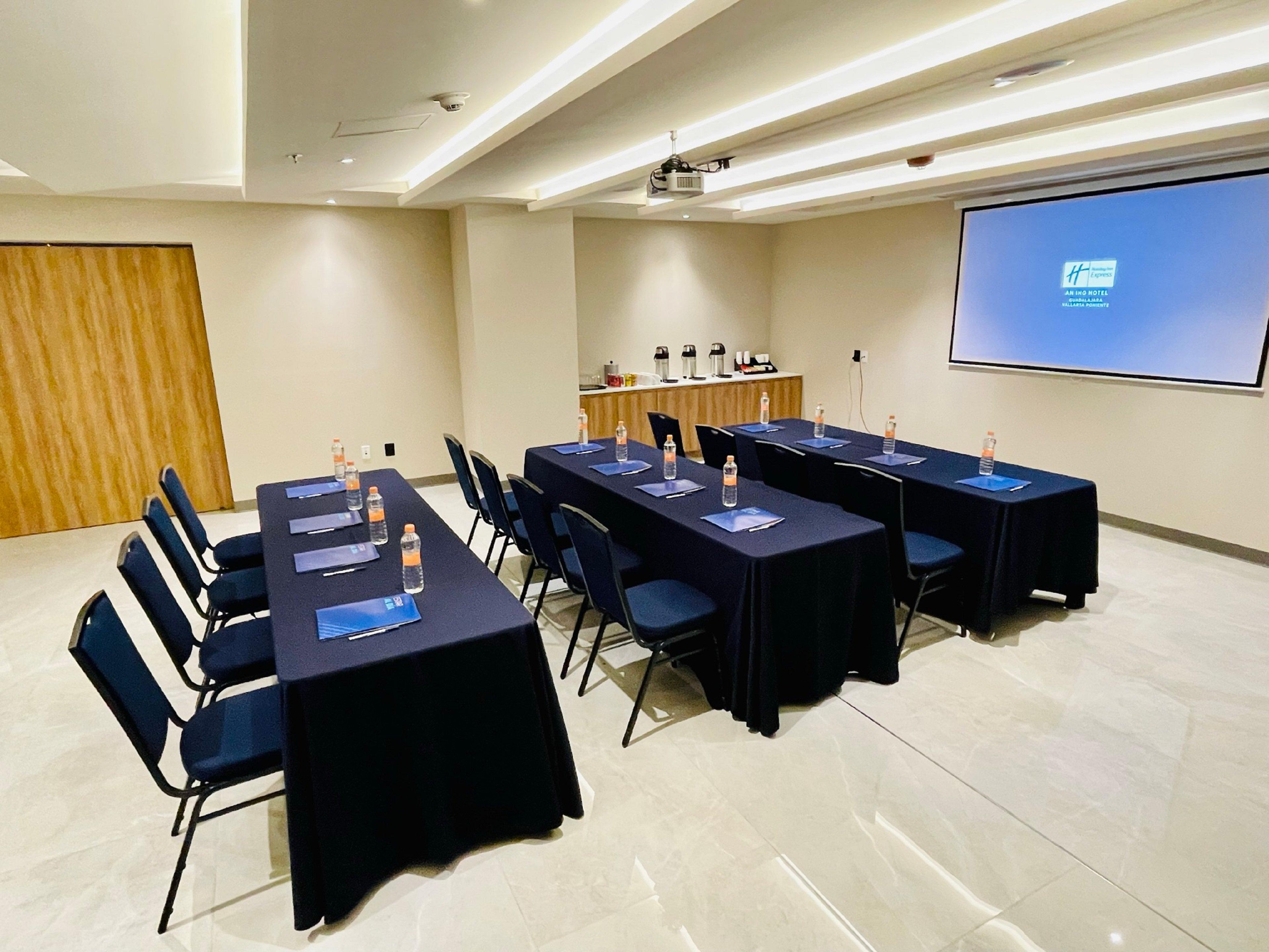 Instalaciones Recreativas Holiday Inn Express Guadalajara Vallarta Poniente