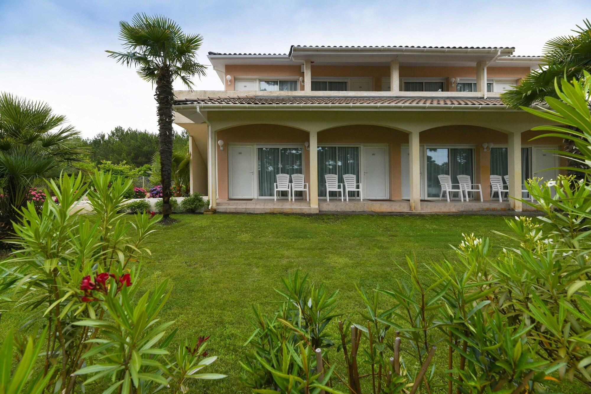 Vista Exterior Hotel La Forestière