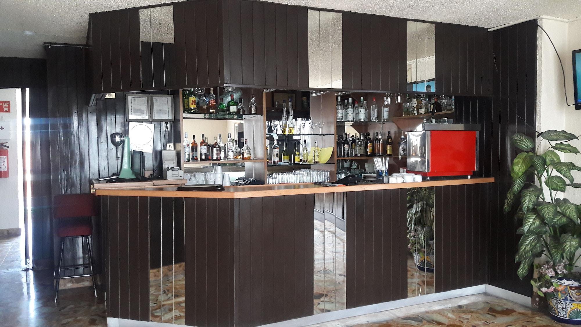 Bar/Salón Hotel Montreal