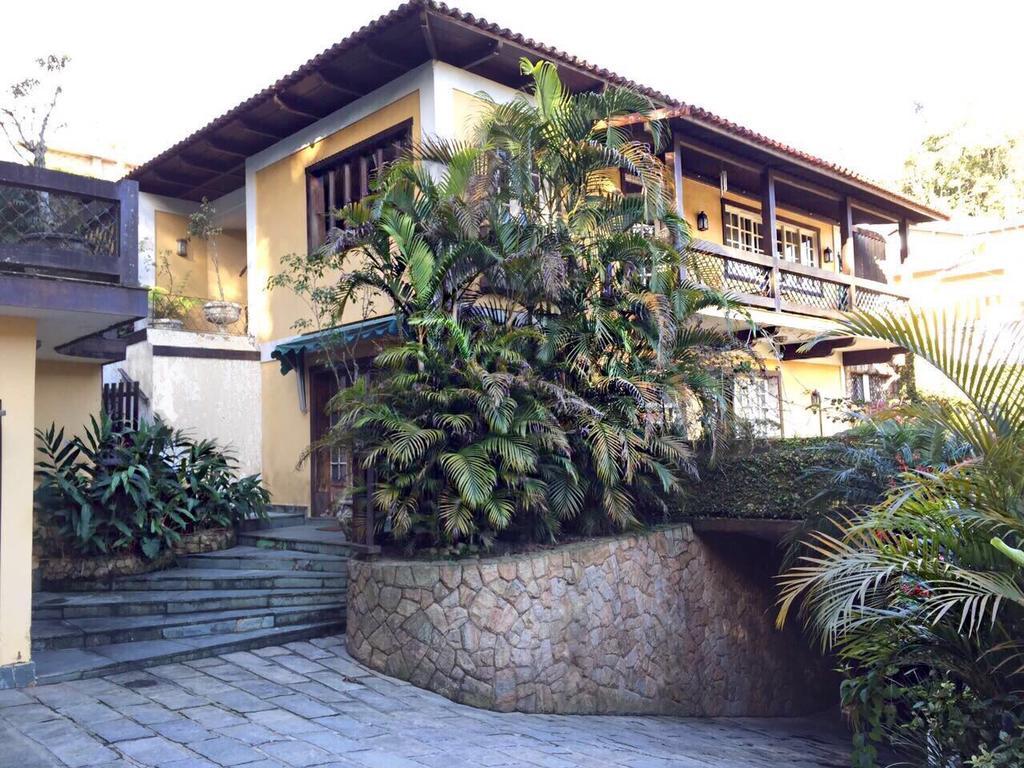 Vista Exterior Suites San Sebastian