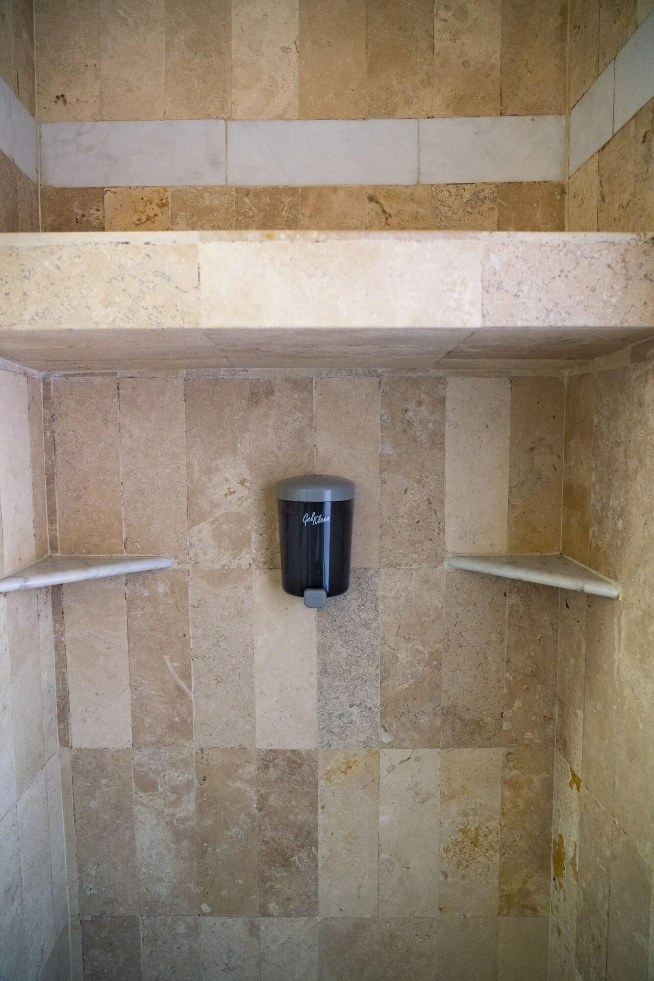 Equipamiento de Habitación Hostel Suites DF