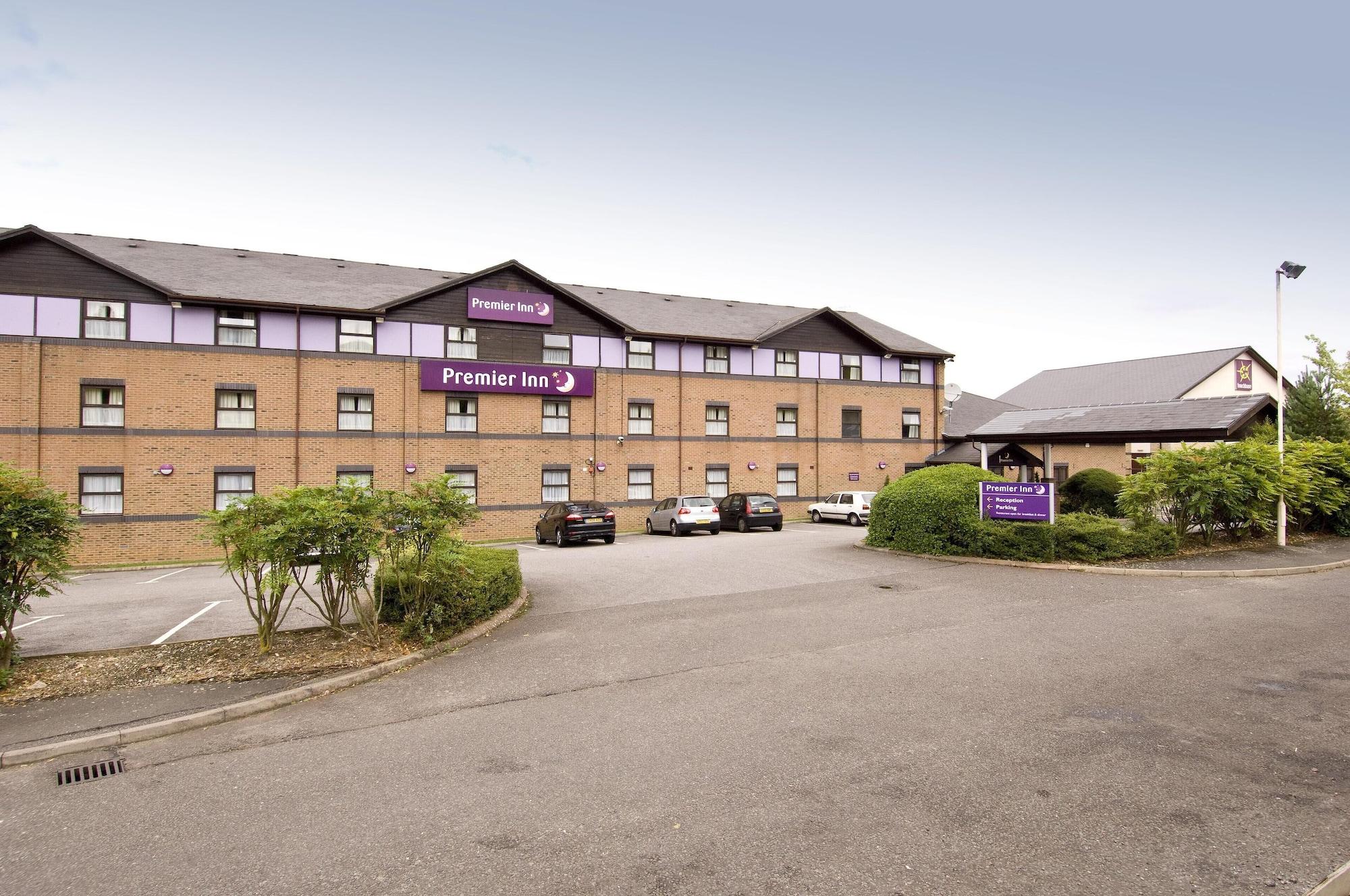 Vista Exterior Premier Inn Hemel Hempstead West