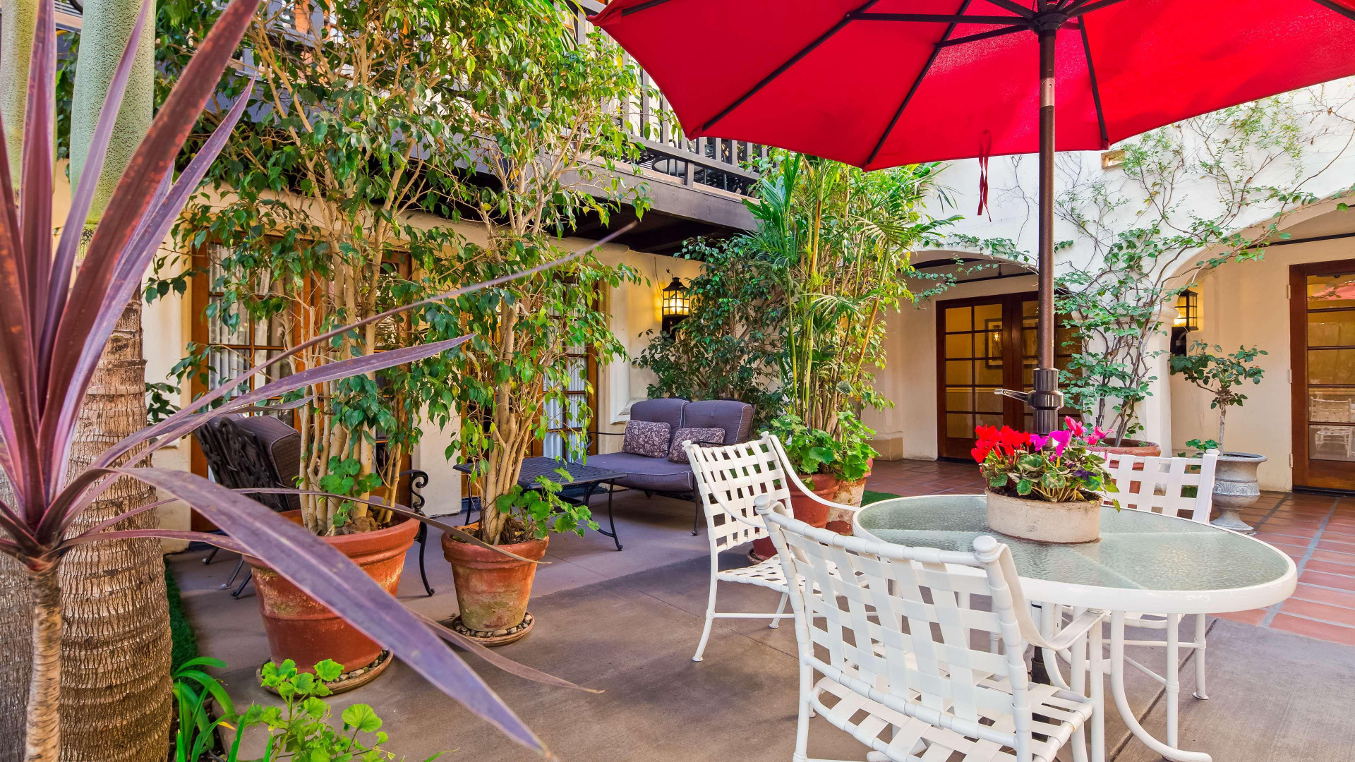 Vista Exterior Best Western Plus Carpinteria Inn