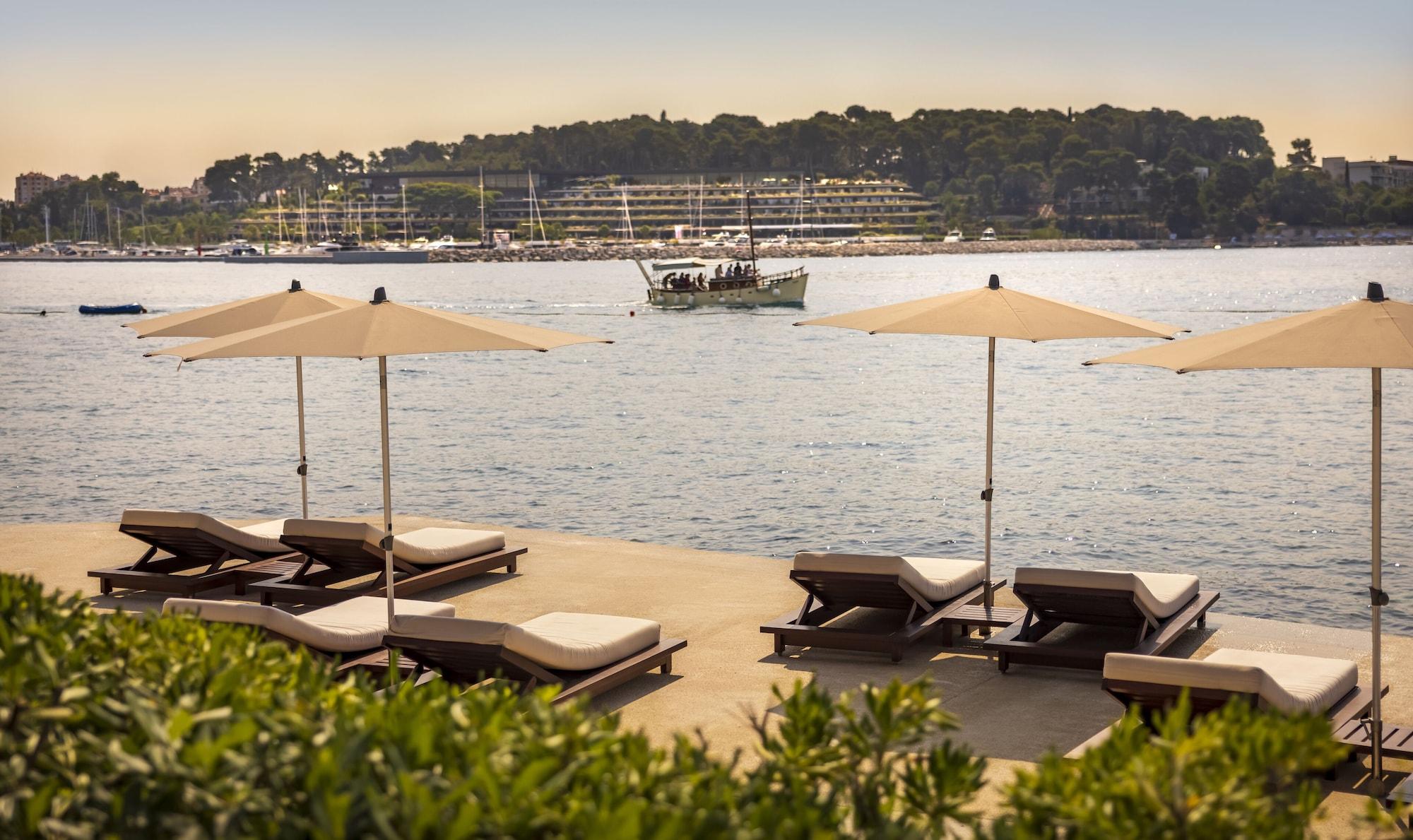 Playa Adriatic Hotel by Maistra Collection