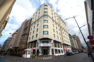 Paquete - The Green Park Taksim