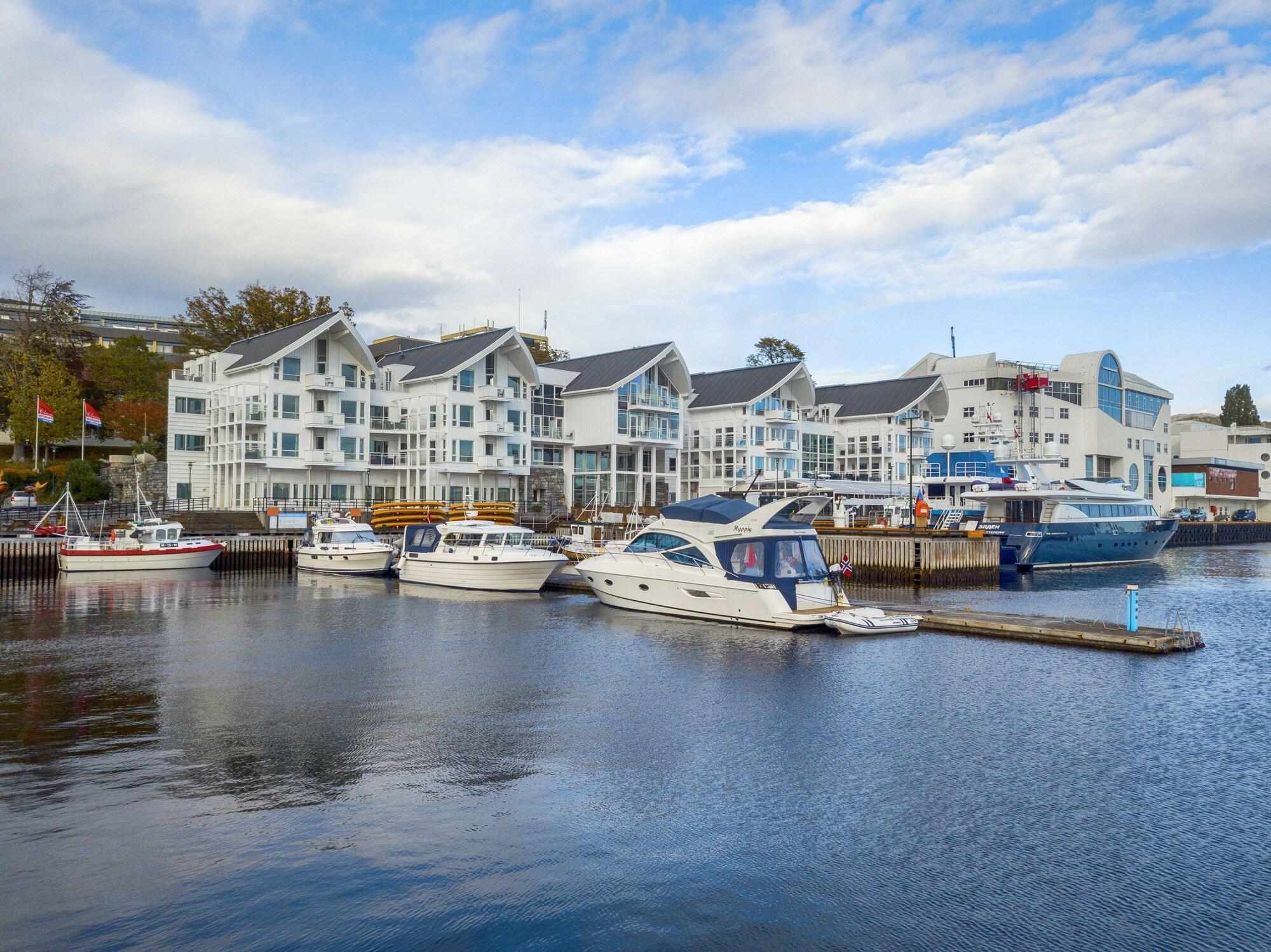 Vista Exterior Molde Fjordhotell - by Classic Norway Hotels