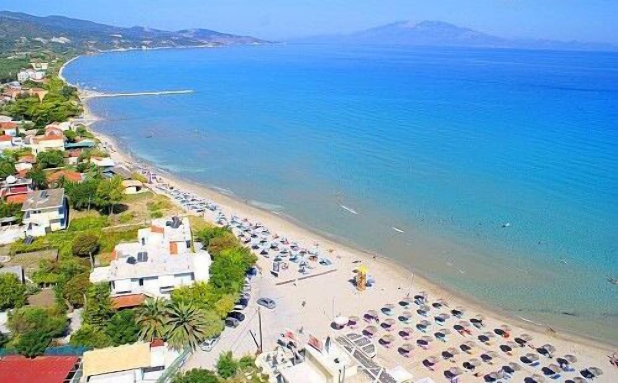 Vista Exterior Hotel Plessas Palace