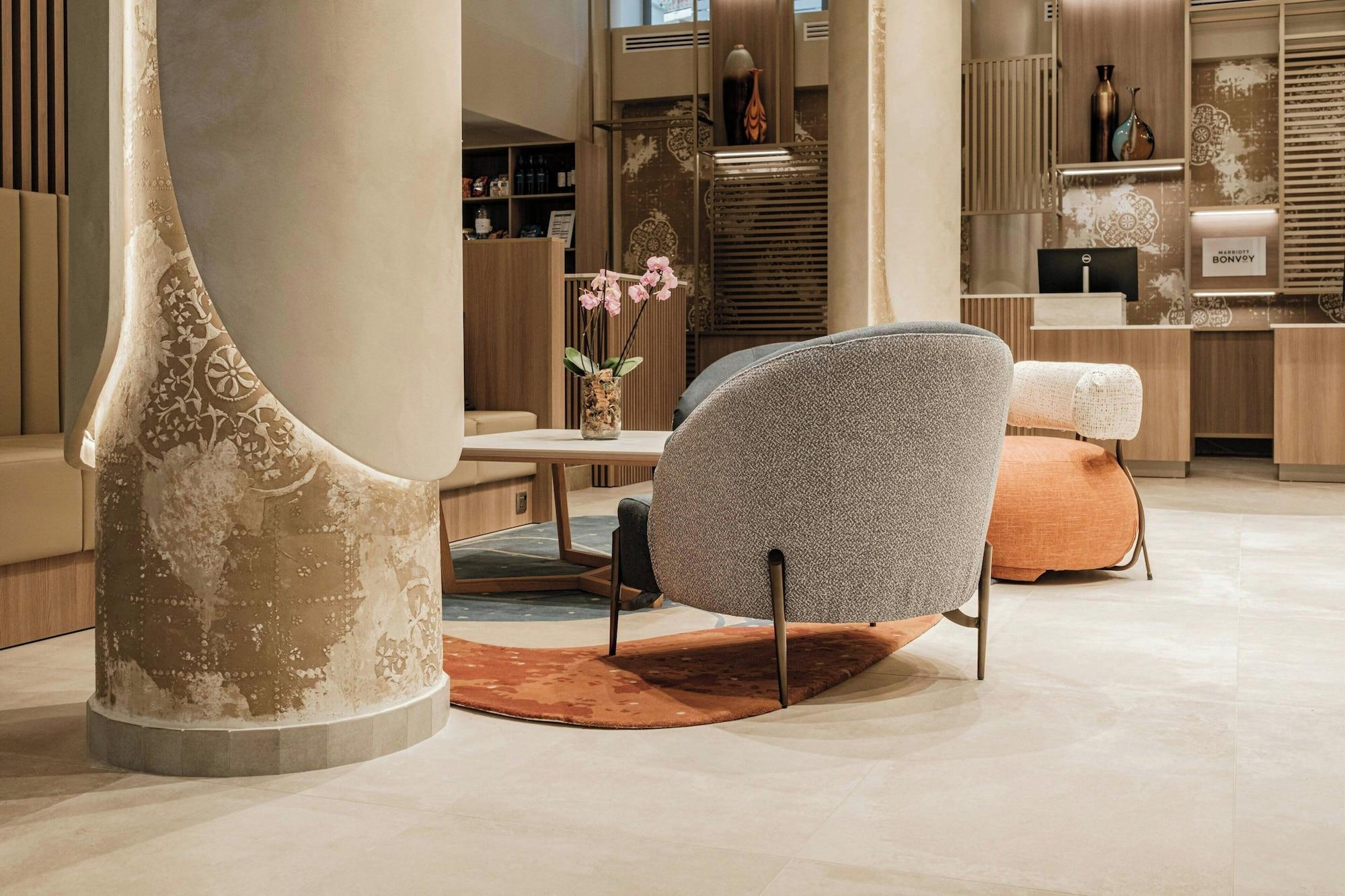 Vista Lobby Courtyard by Marriott Sliema