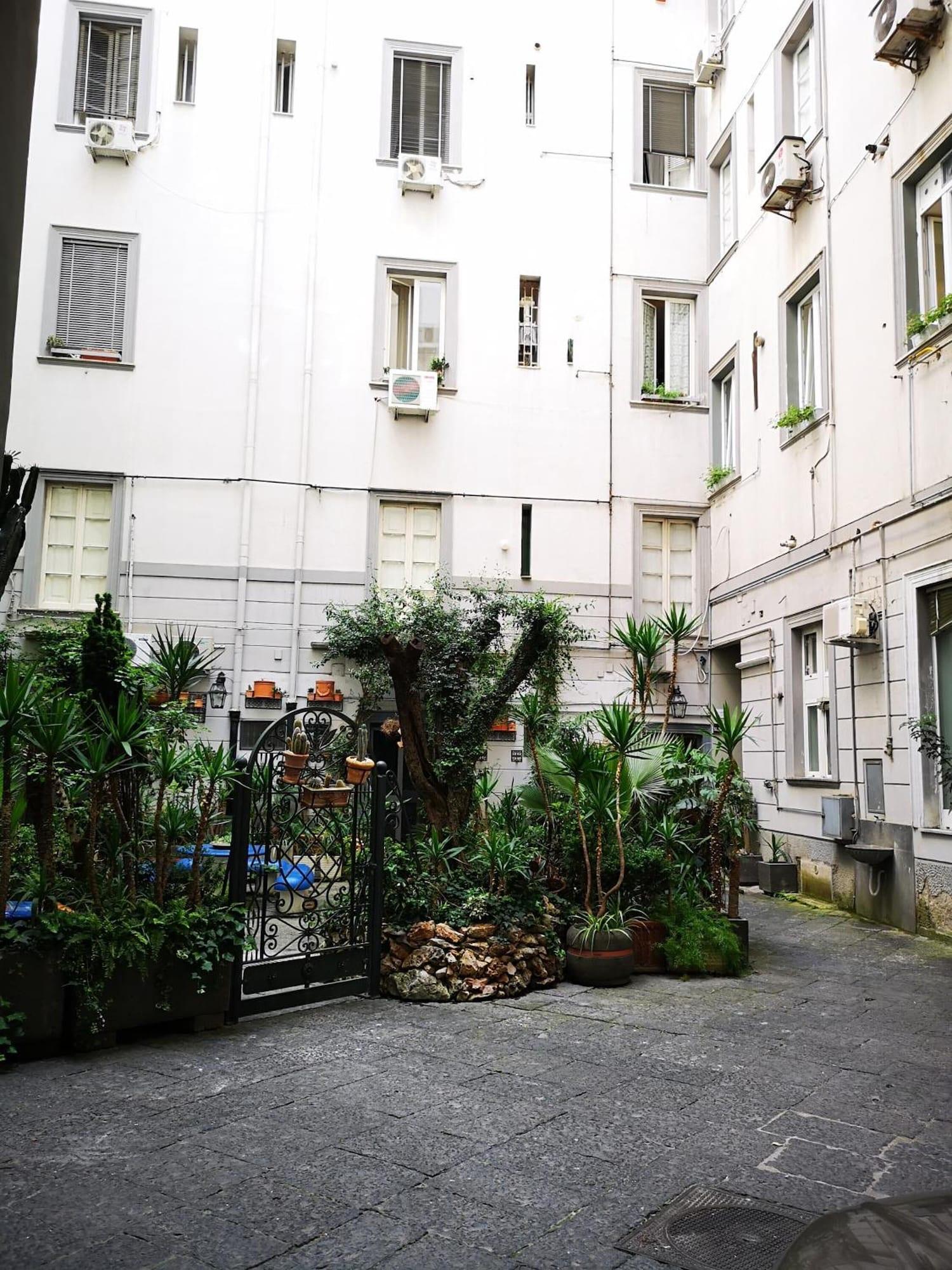 Vista Exterior B&b Pantarei Napoli