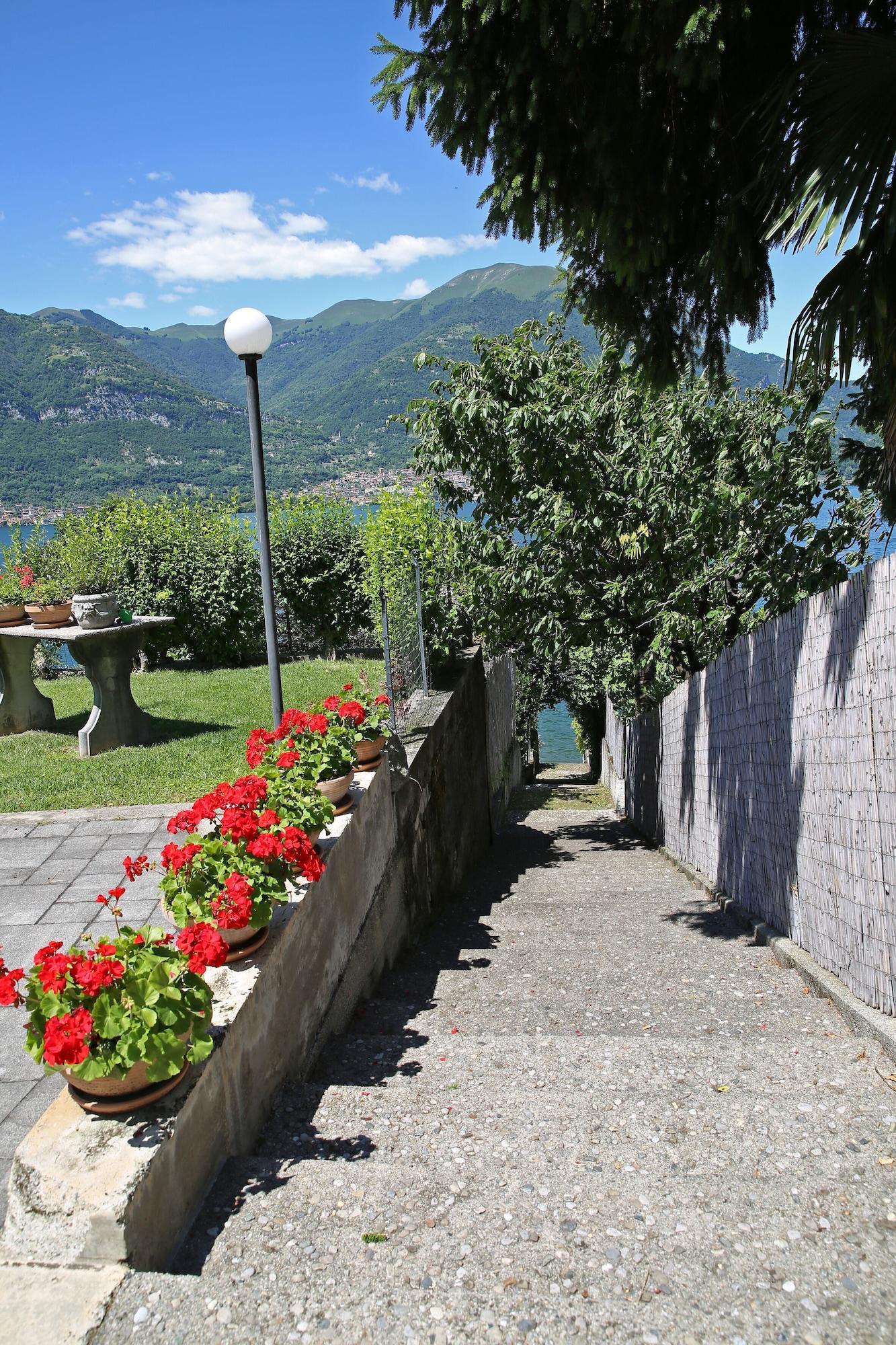 Vista Exterior Hotel Helvetia