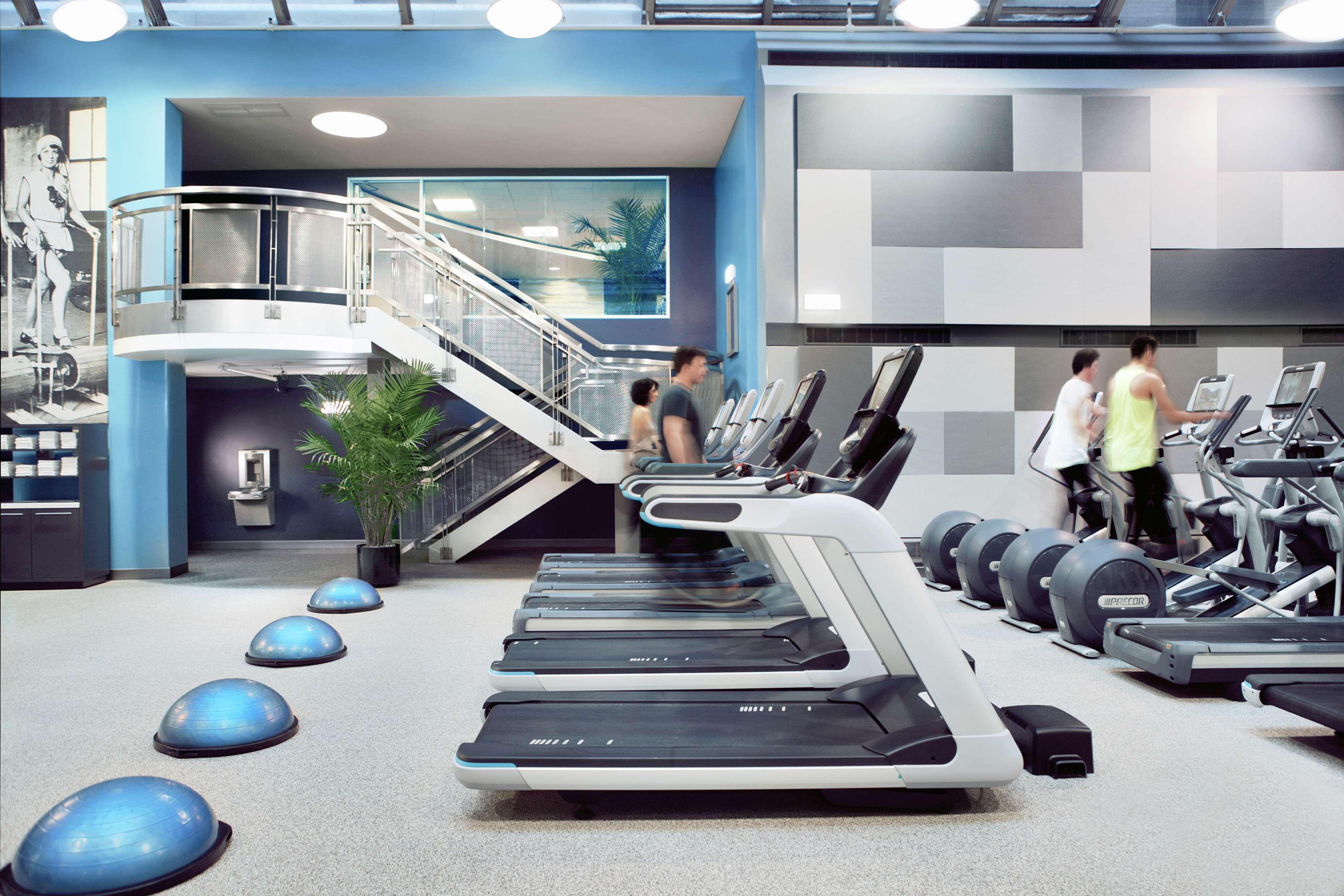 Gimnasio Palmer House a Hilton Hotel