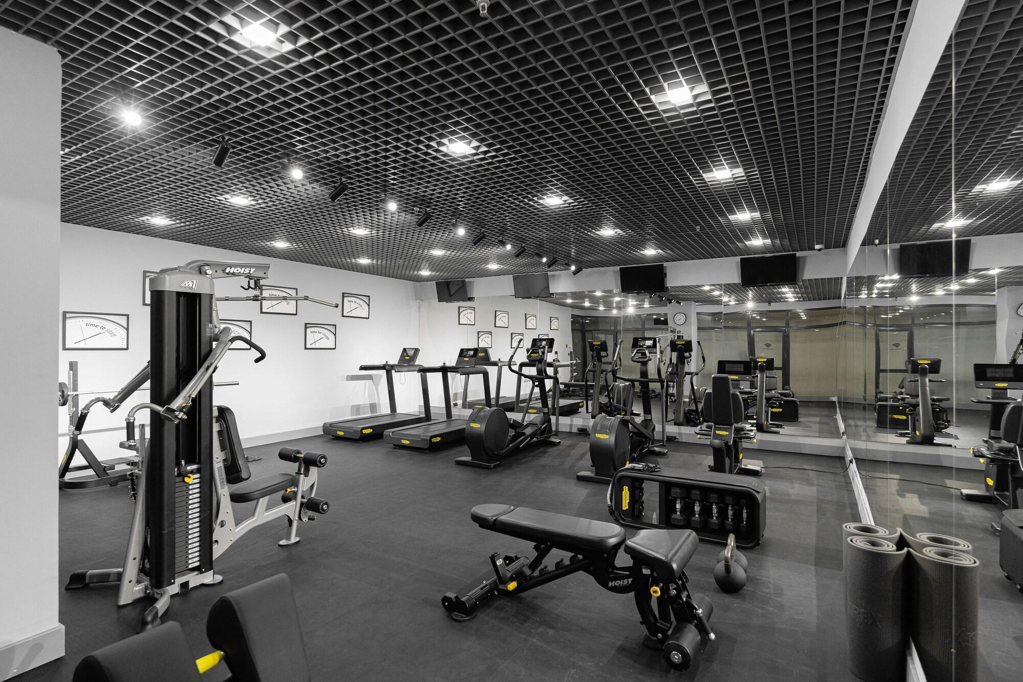 Gimnasio AZIMUT Grand Hotel Tashkent