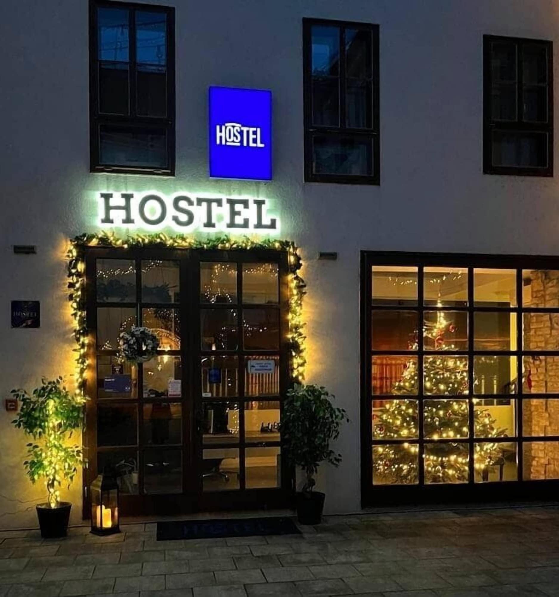 Vista Lobby Hostel OS