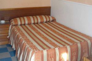Alojamiento - Hostal La Perla Asturiana