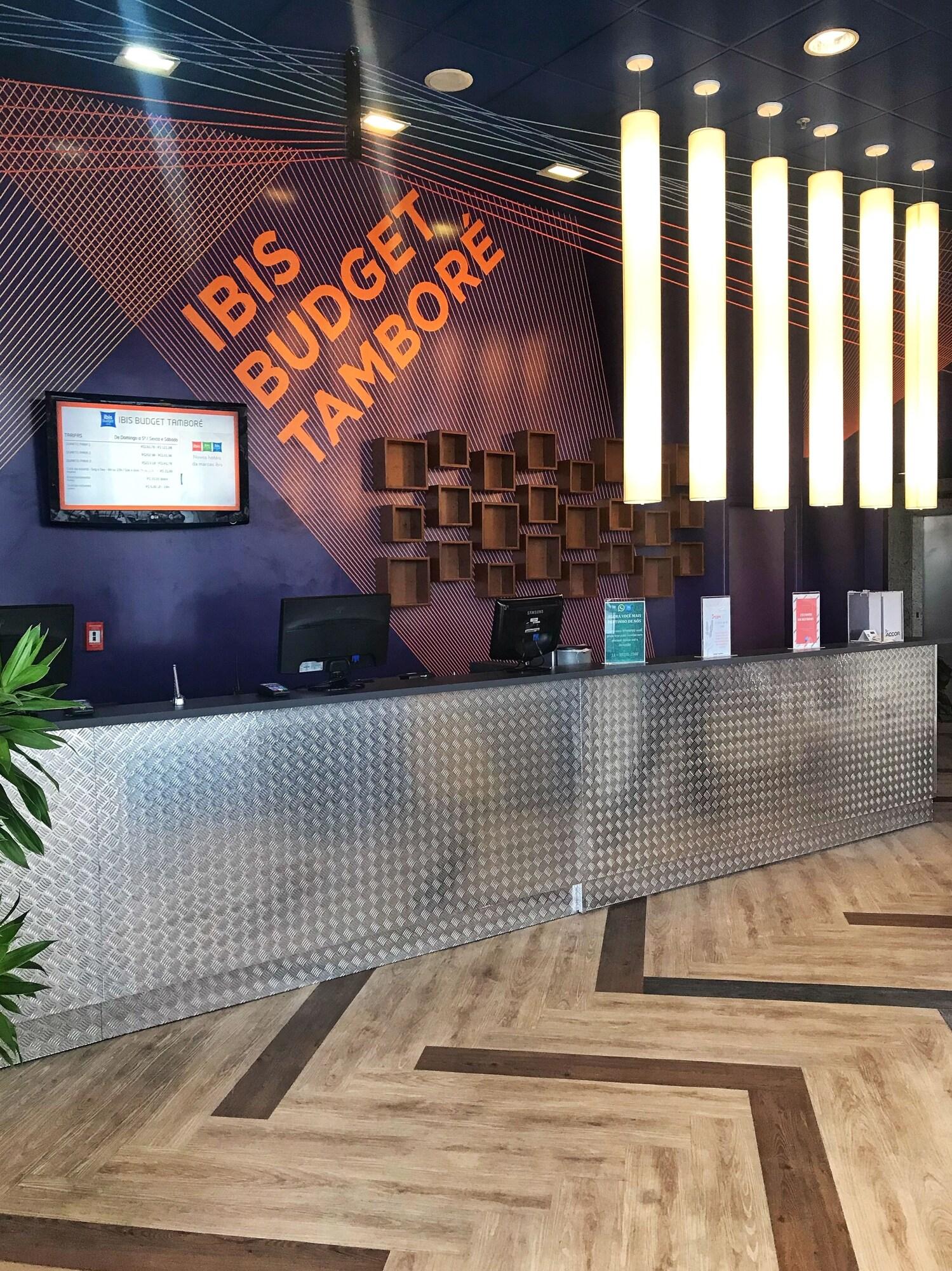 Vista Lobby ibis budget Tambore