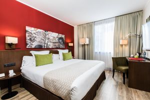 Alojamiento - Leonardo Hotel Barcelona Gran Via