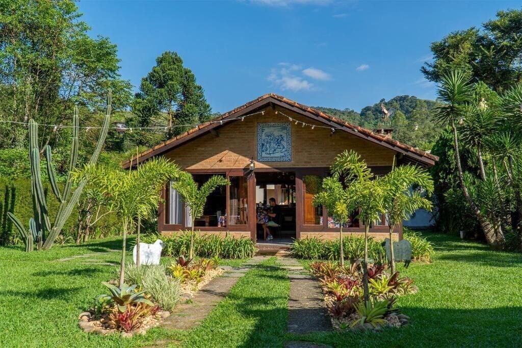 Varios Chalés Jardim das Bromélias