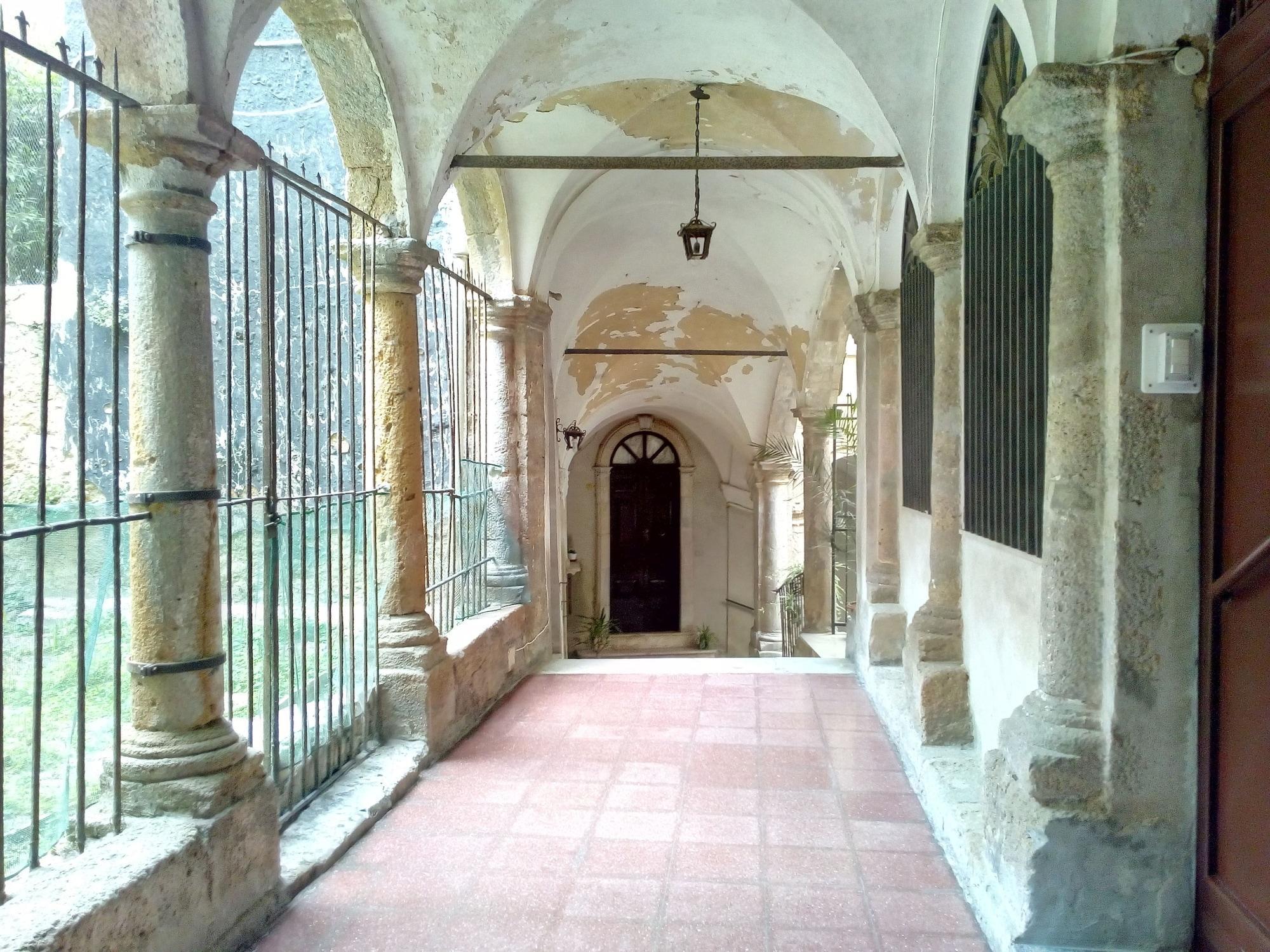Vista Lobby Palazzo Aprile