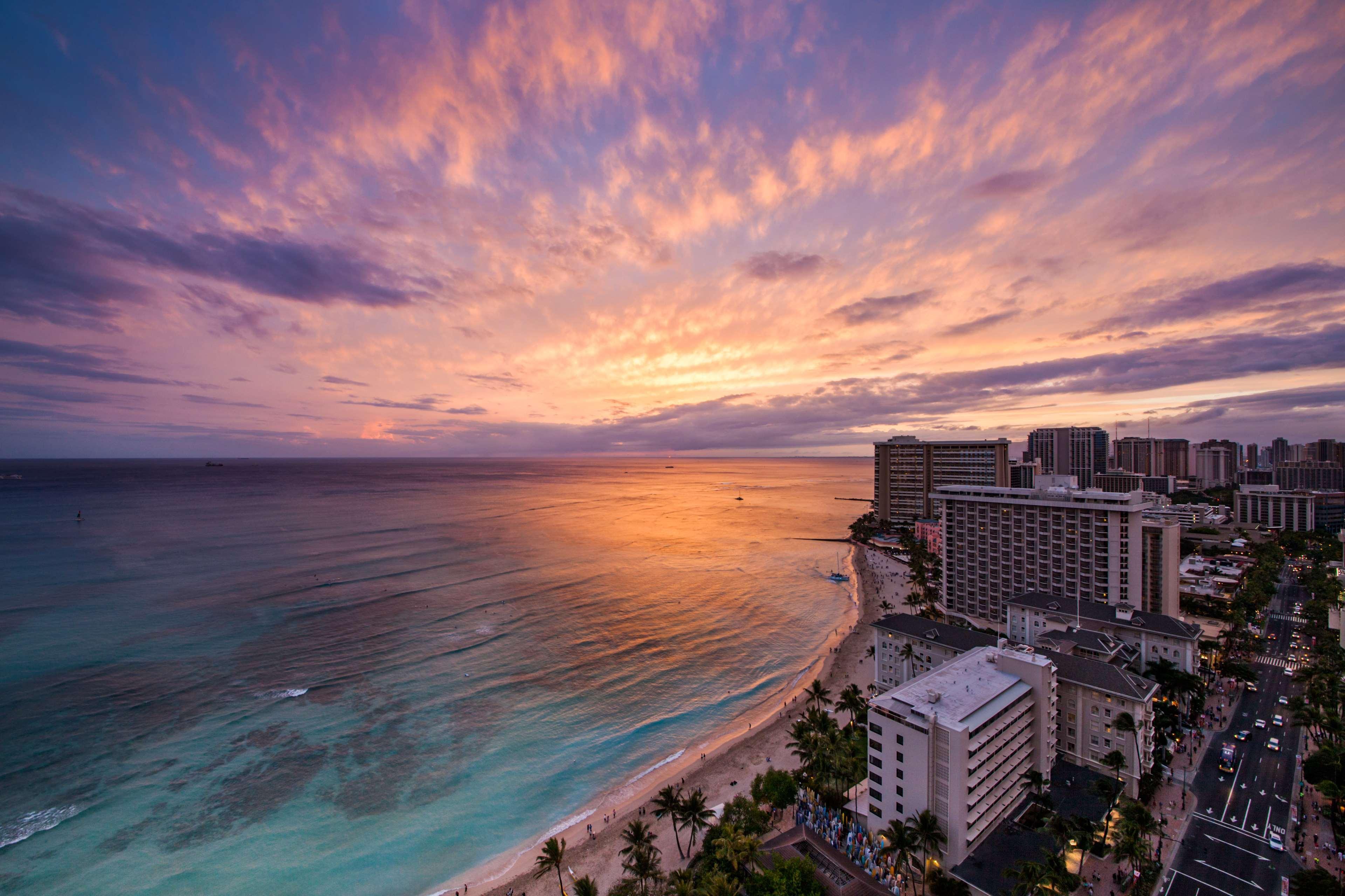 Playa Hyatt Regency Waikiki Beach Resort & Spa