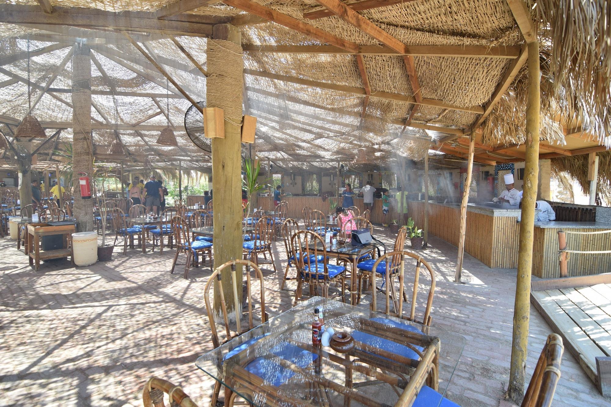 Restaurant Sharm El Naga Resort and Diving Center