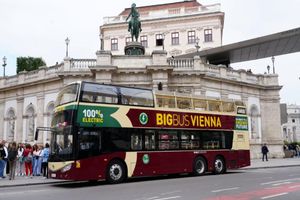 Actividad - Big Bus Vienna: 24-hour Hop-On Hop-Off and Optional Riesenrad and River Cruise Ticket