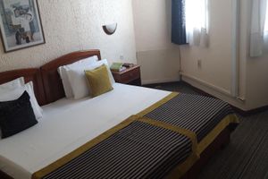 Alojamiento - Hotel Nina