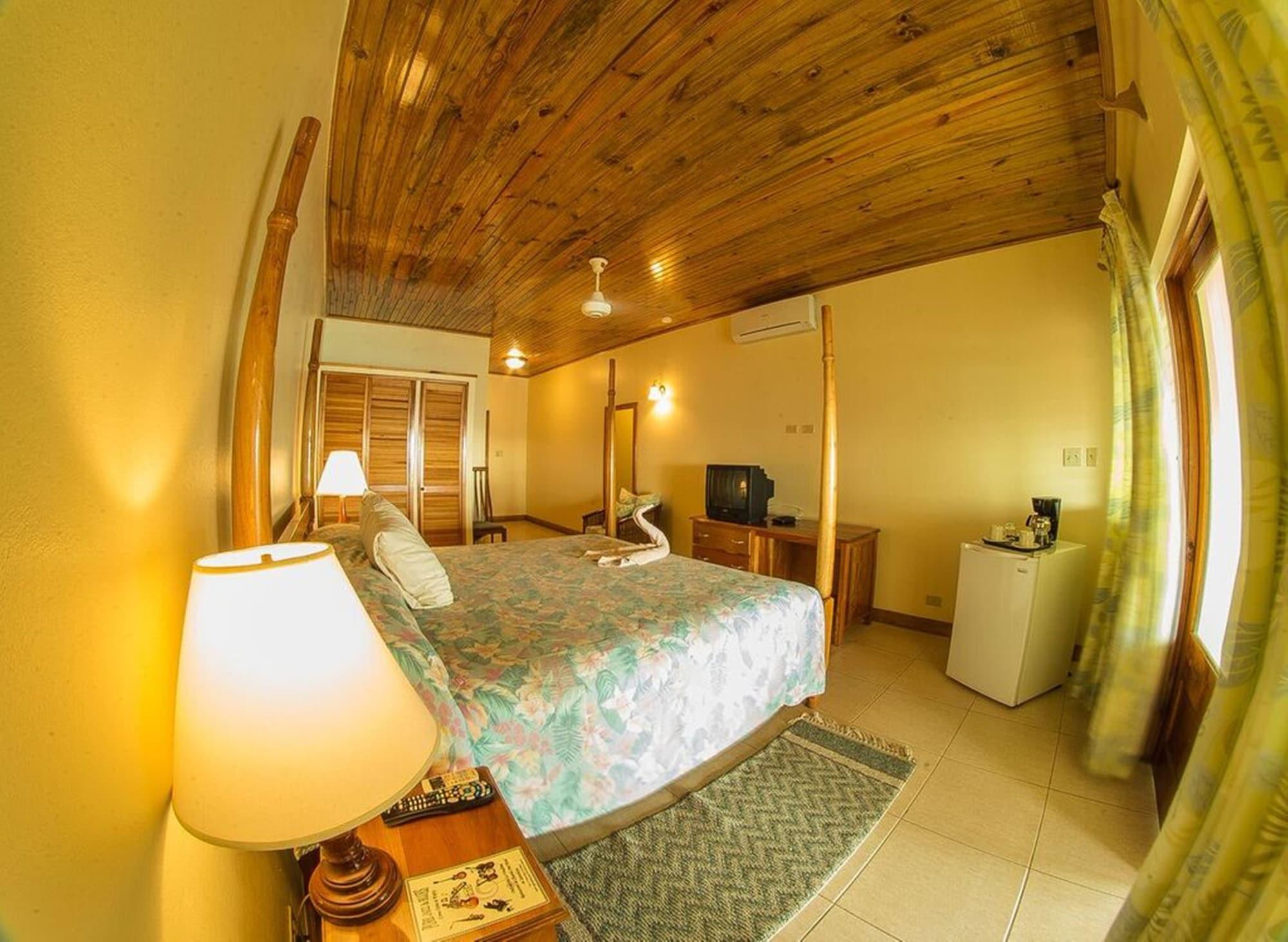 Habitación Mirage Resort - Clothing Optional - Adults Only