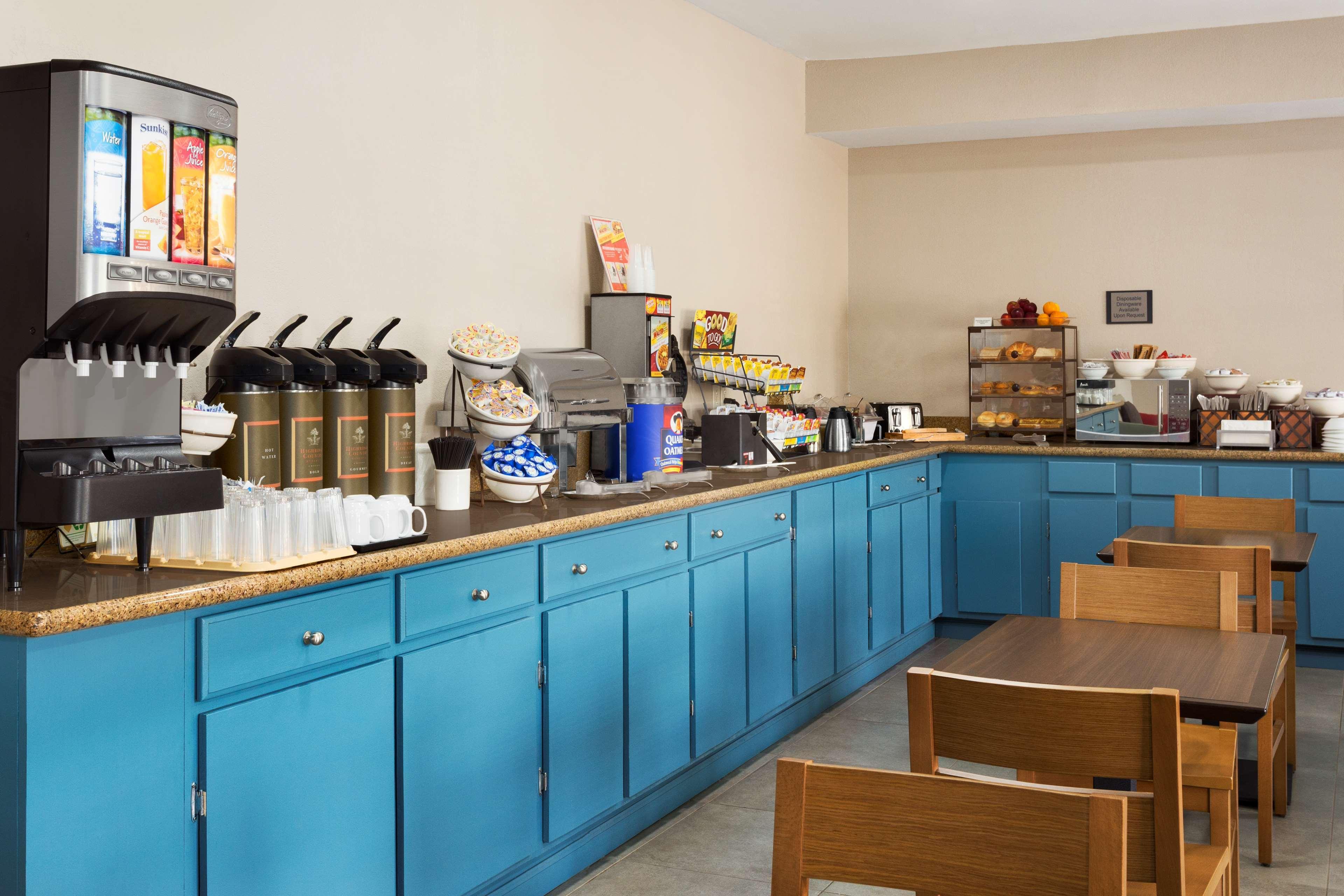 Restaurant Country Inn Suites By Radisson Jackson Airport Ms
