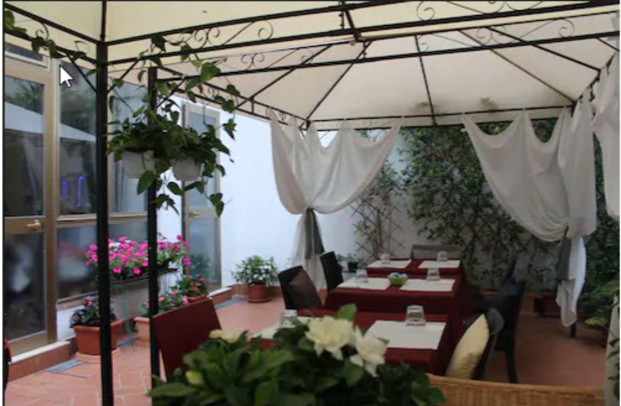 Bar/Salón Hotel Dalmazia