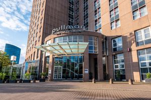 Alojamiento - Pullman Stuttgart Fontana