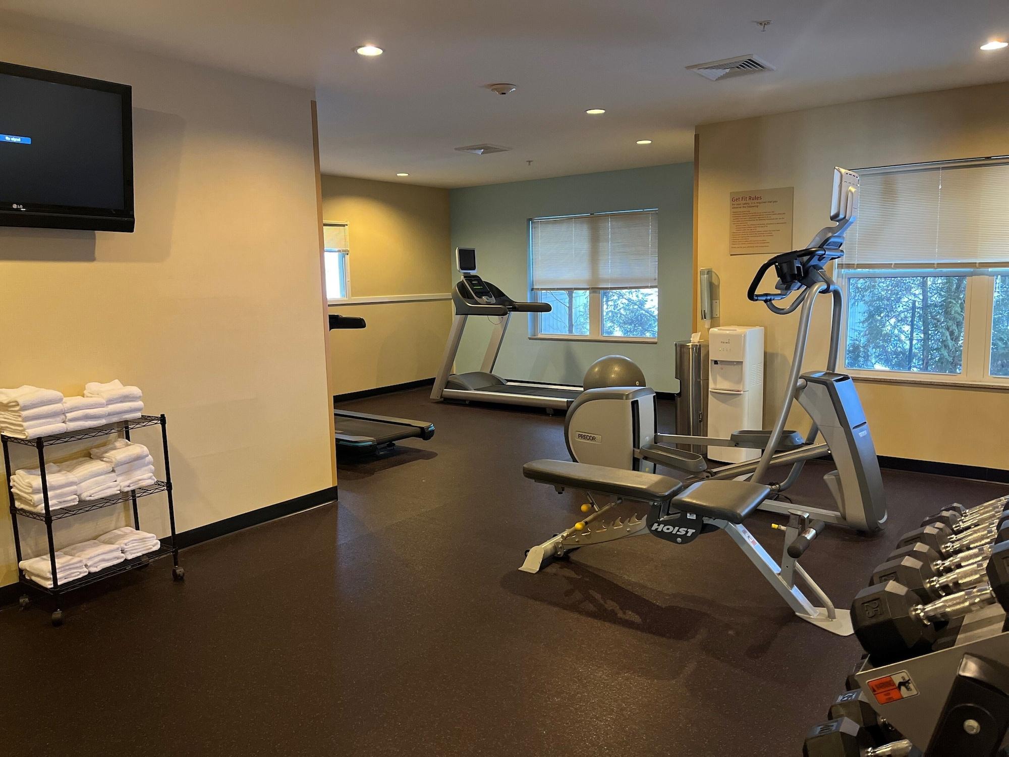 Gimnasio TownePlace Suites by Marriott Gilford