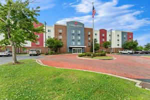 Alojamiento - Candlewood Suites FLOWOOD, MS by IHG