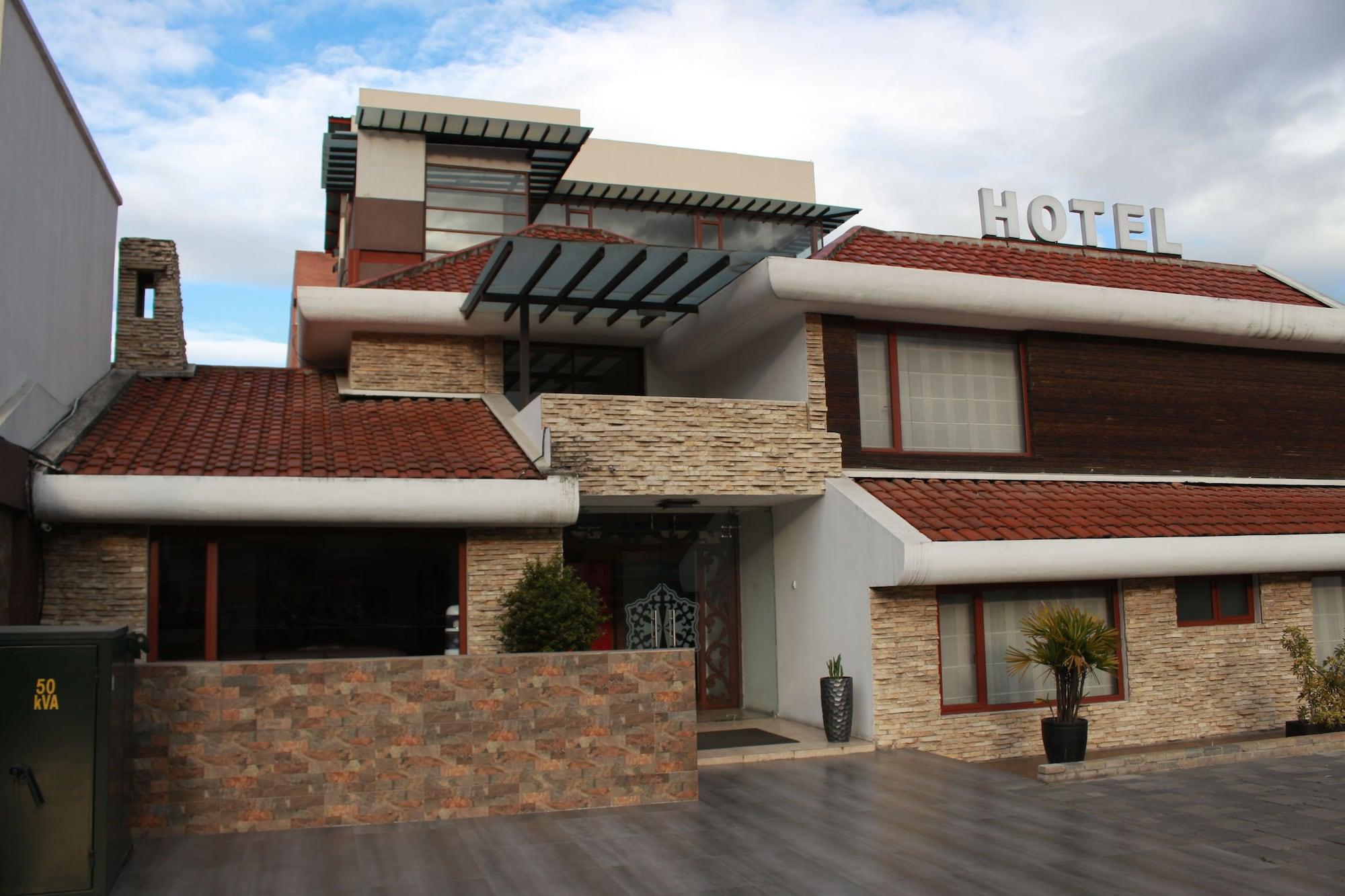 Vista Exterior Hotel Santiago de Compostella Suites