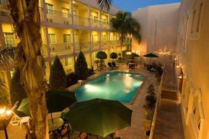 Alojamiento - Hotel Fresno Galerías