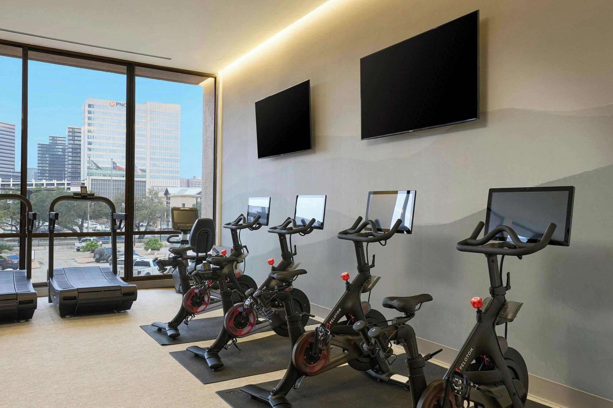 Gimnasio The Westin Oaks Houston at the Galleria