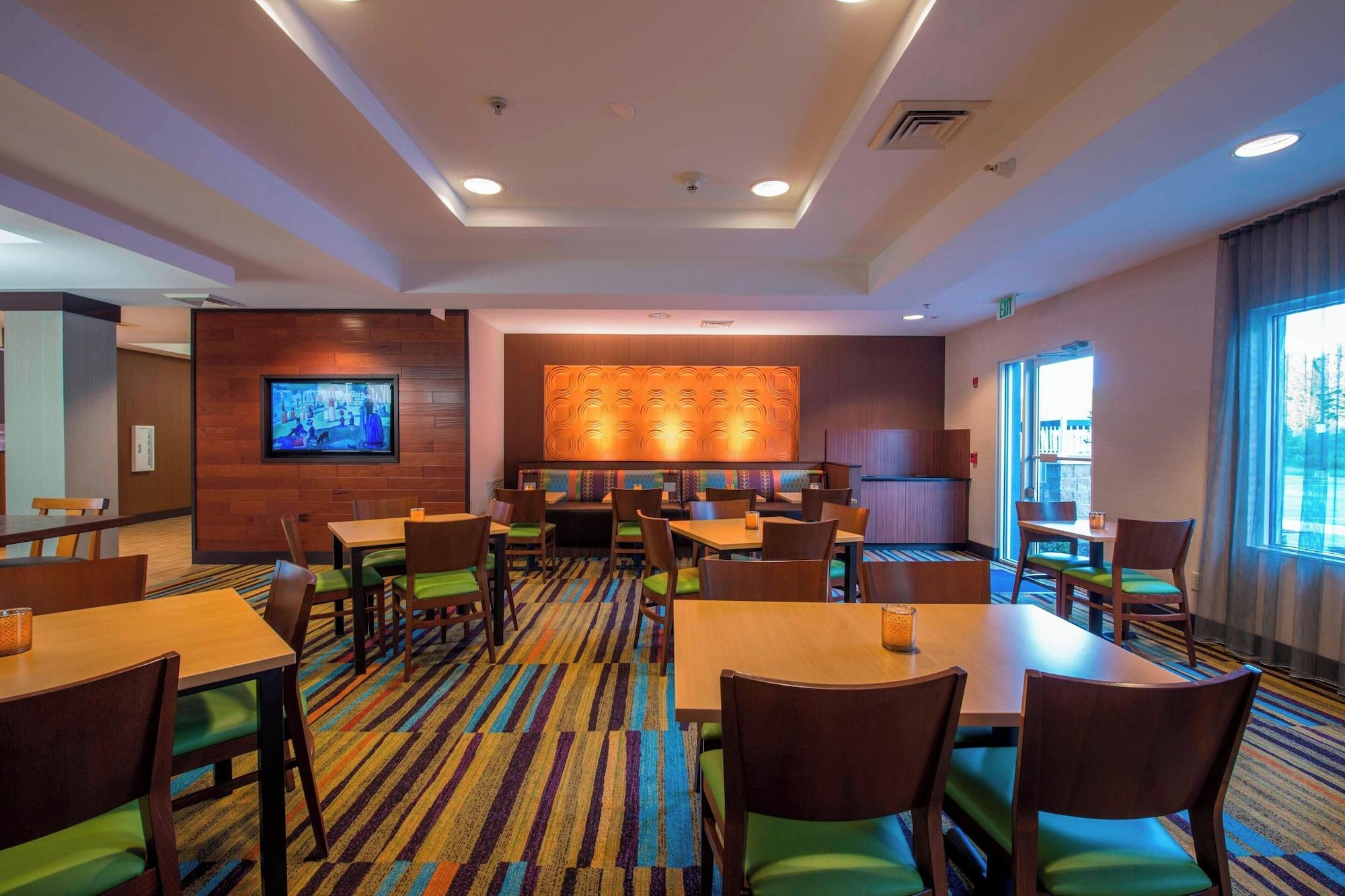 Restaurant Fairfield Inn & Suites by Marriott Greenwood
