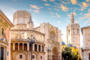Actividad - Catedral y Santo Grial sin colas