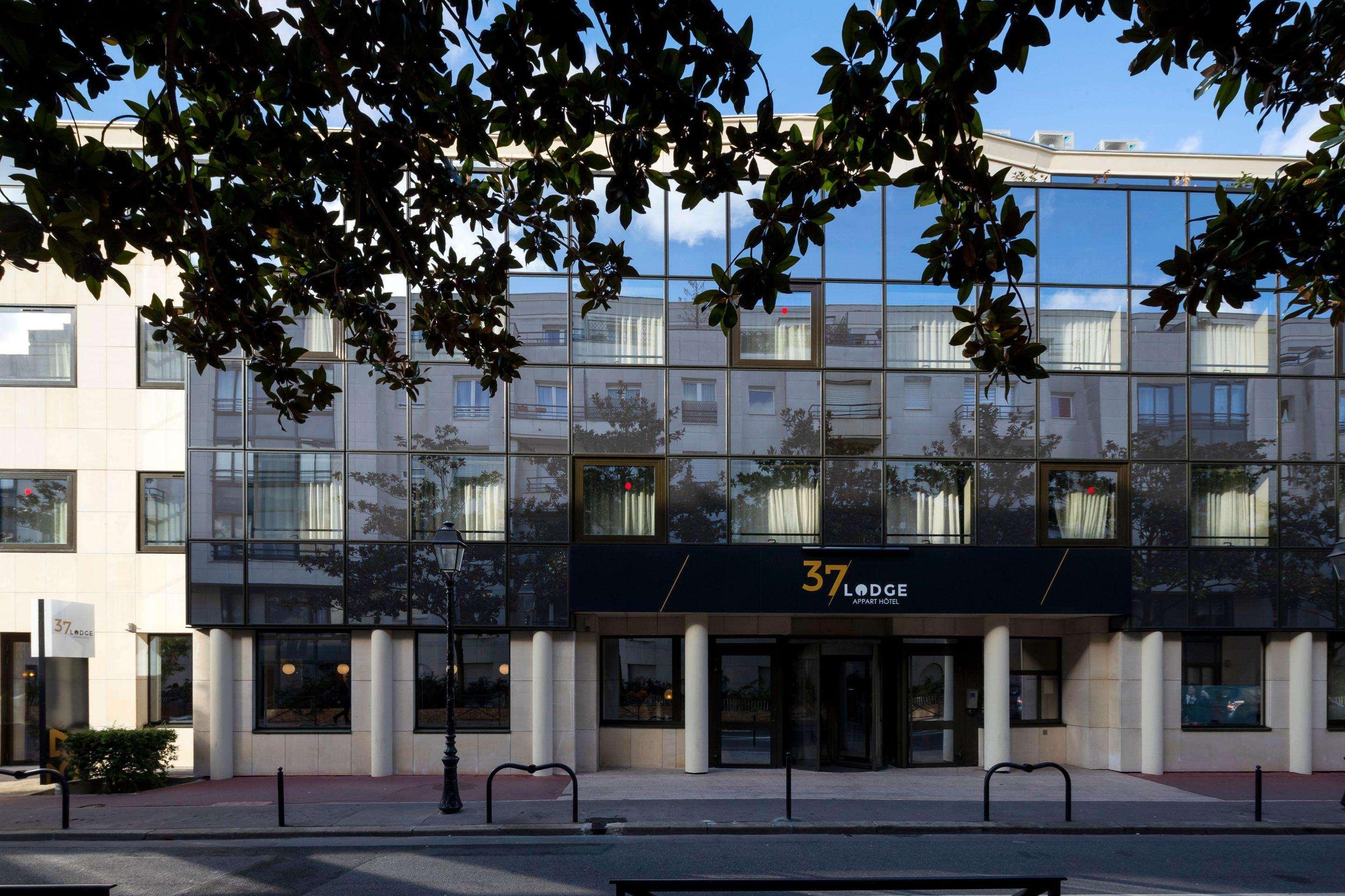 Vista Exterior 37 Lodge La Da Fense Courbevoie