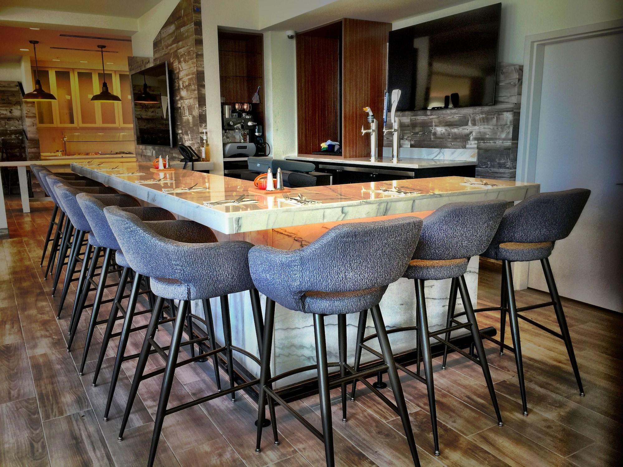 Bar/Salón Hilton Garden Inn Lubbock