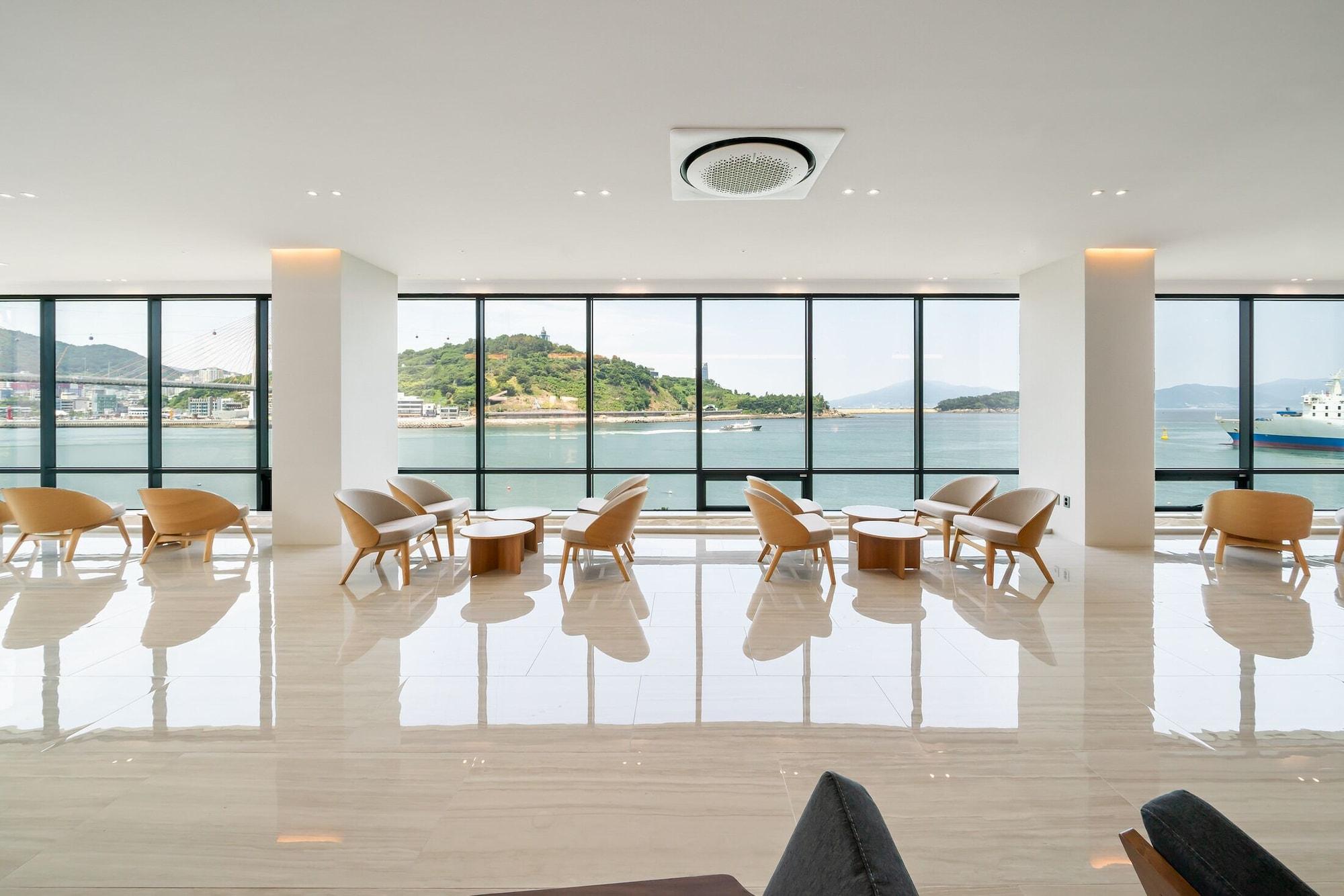 Bar/Salón OANDF HOTEL