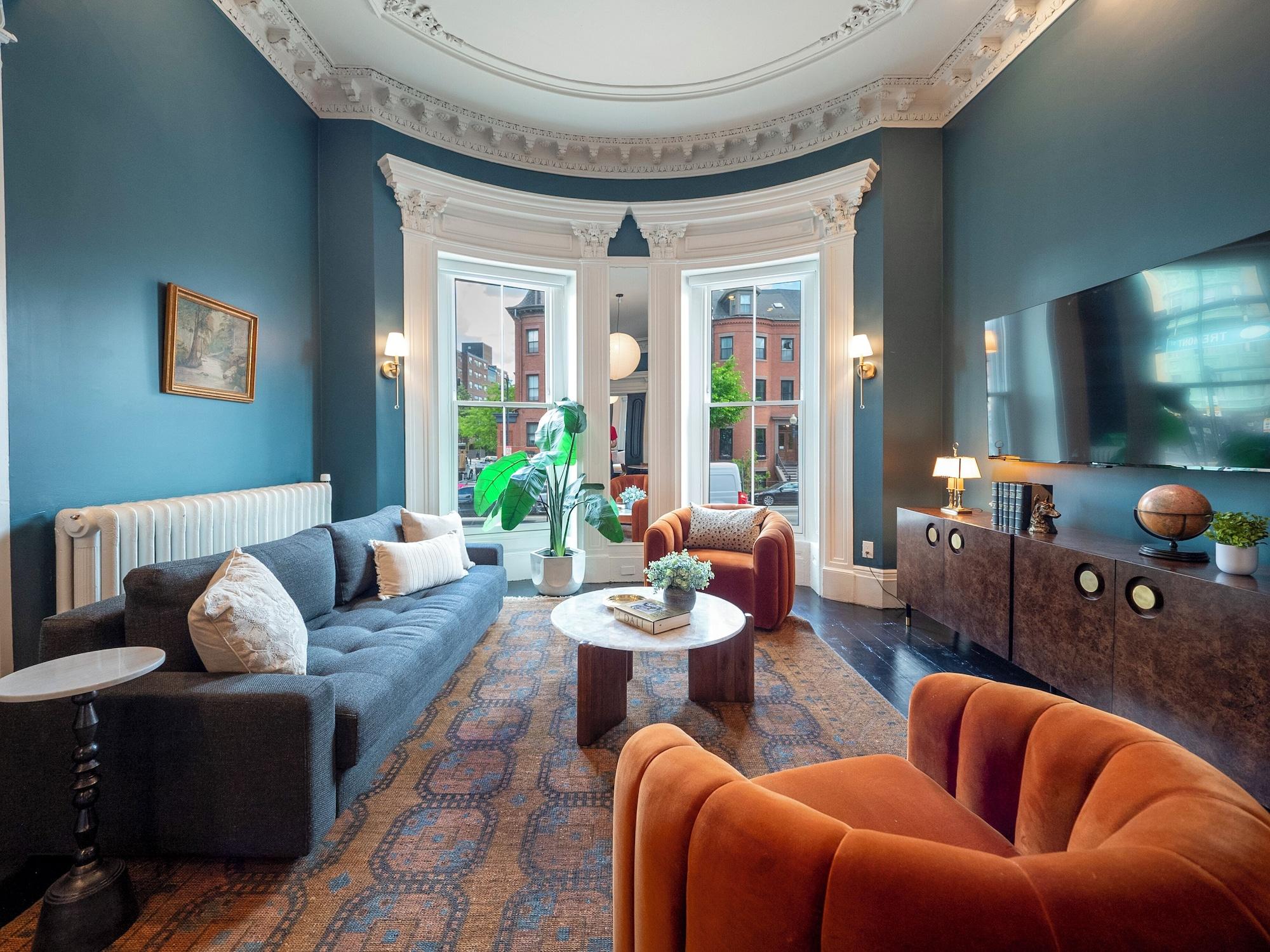 Varios The Chester Hotel