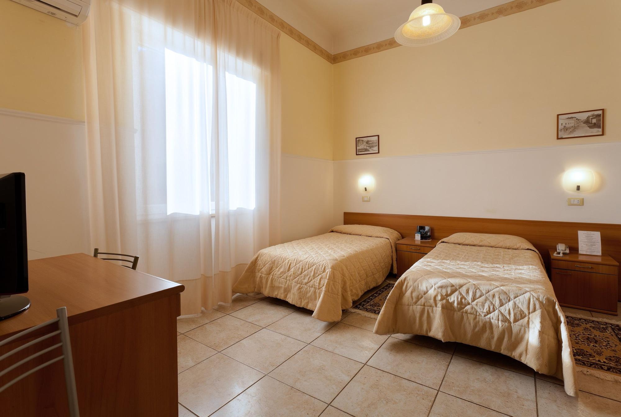 Habitación Parking Hotel Giardino